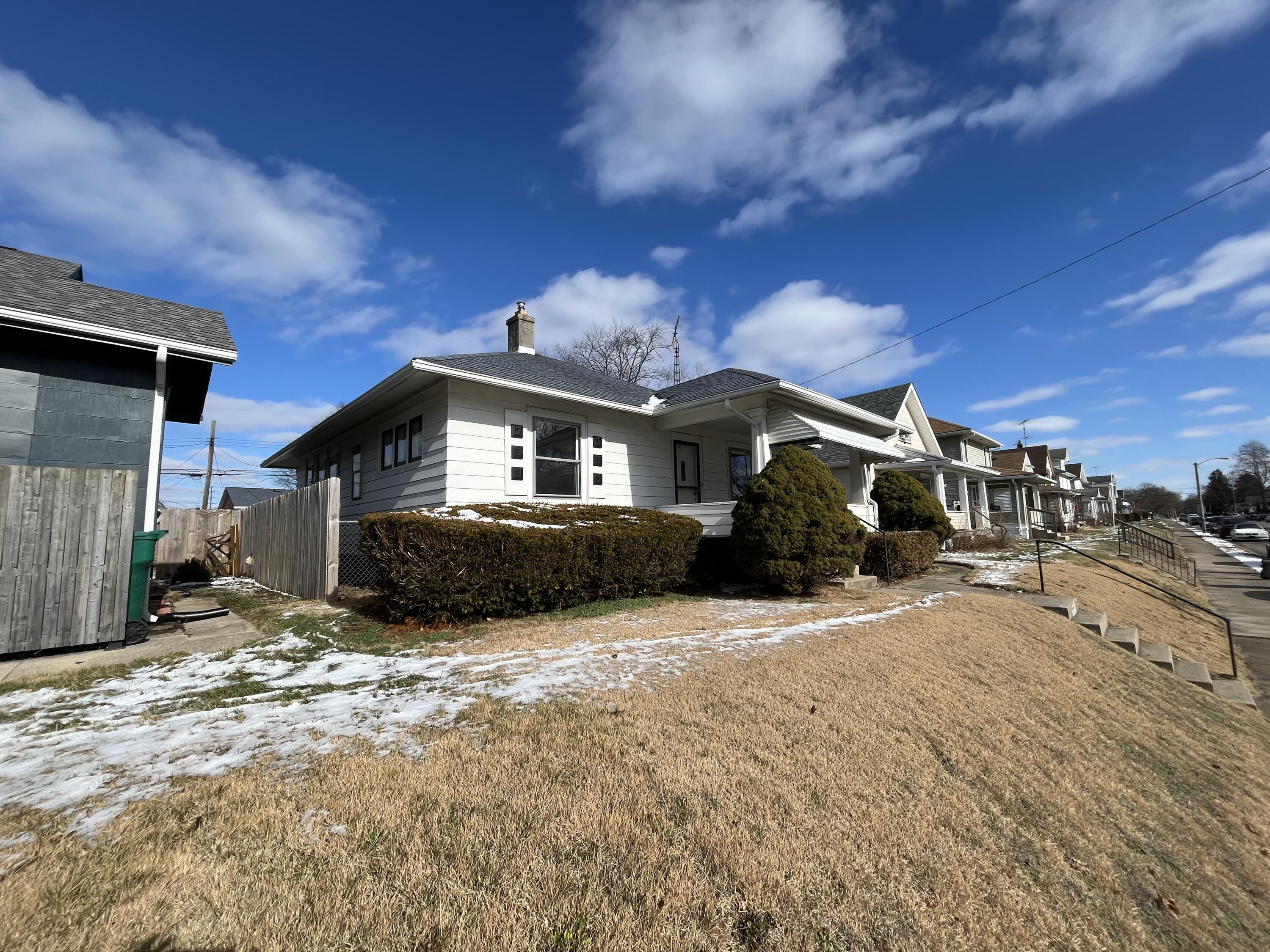 2124 Woodside Avenue, Springfield, Ohio 45503