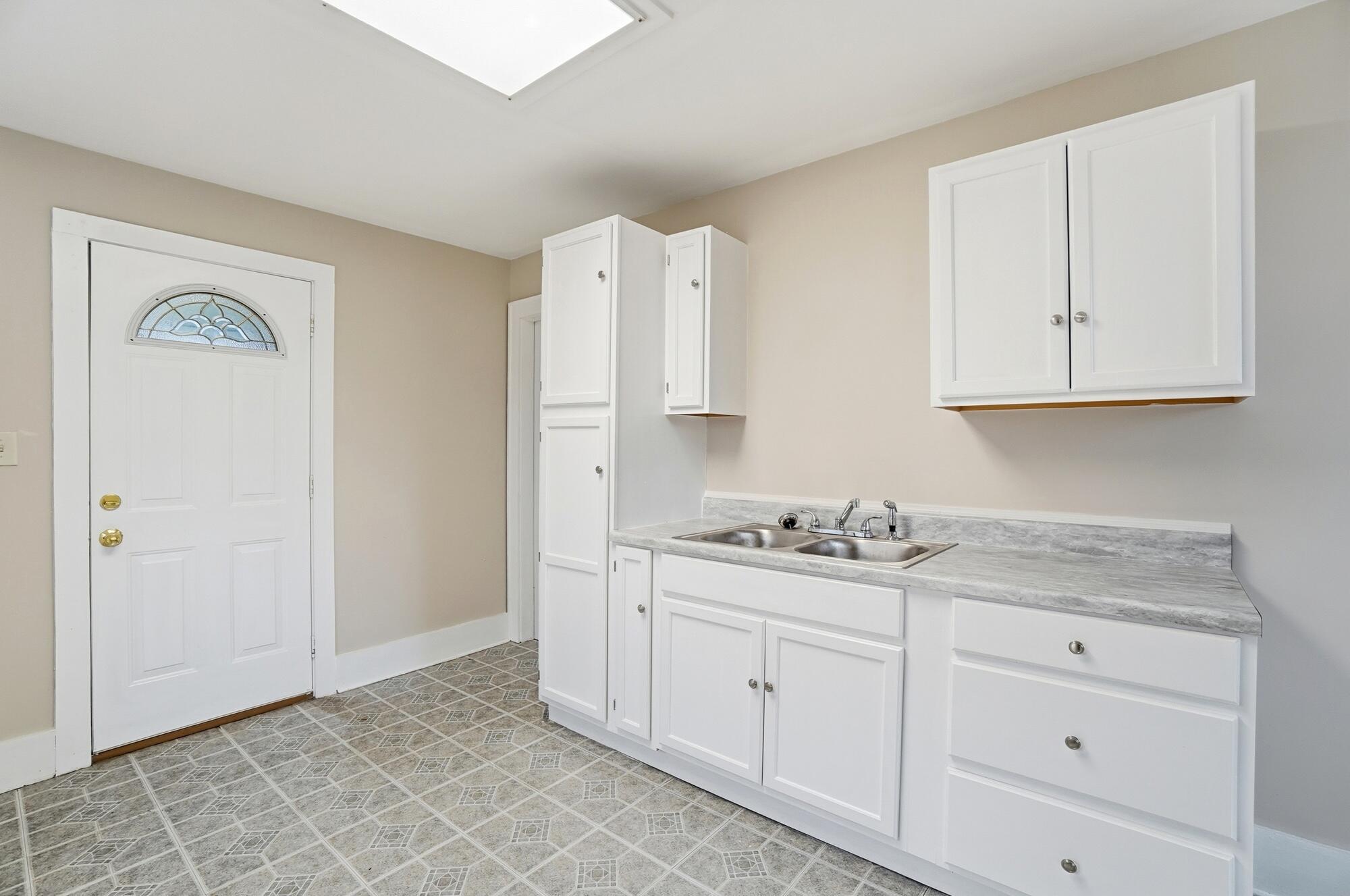 2424-2426 High Street, Springfield, Ohio 45505