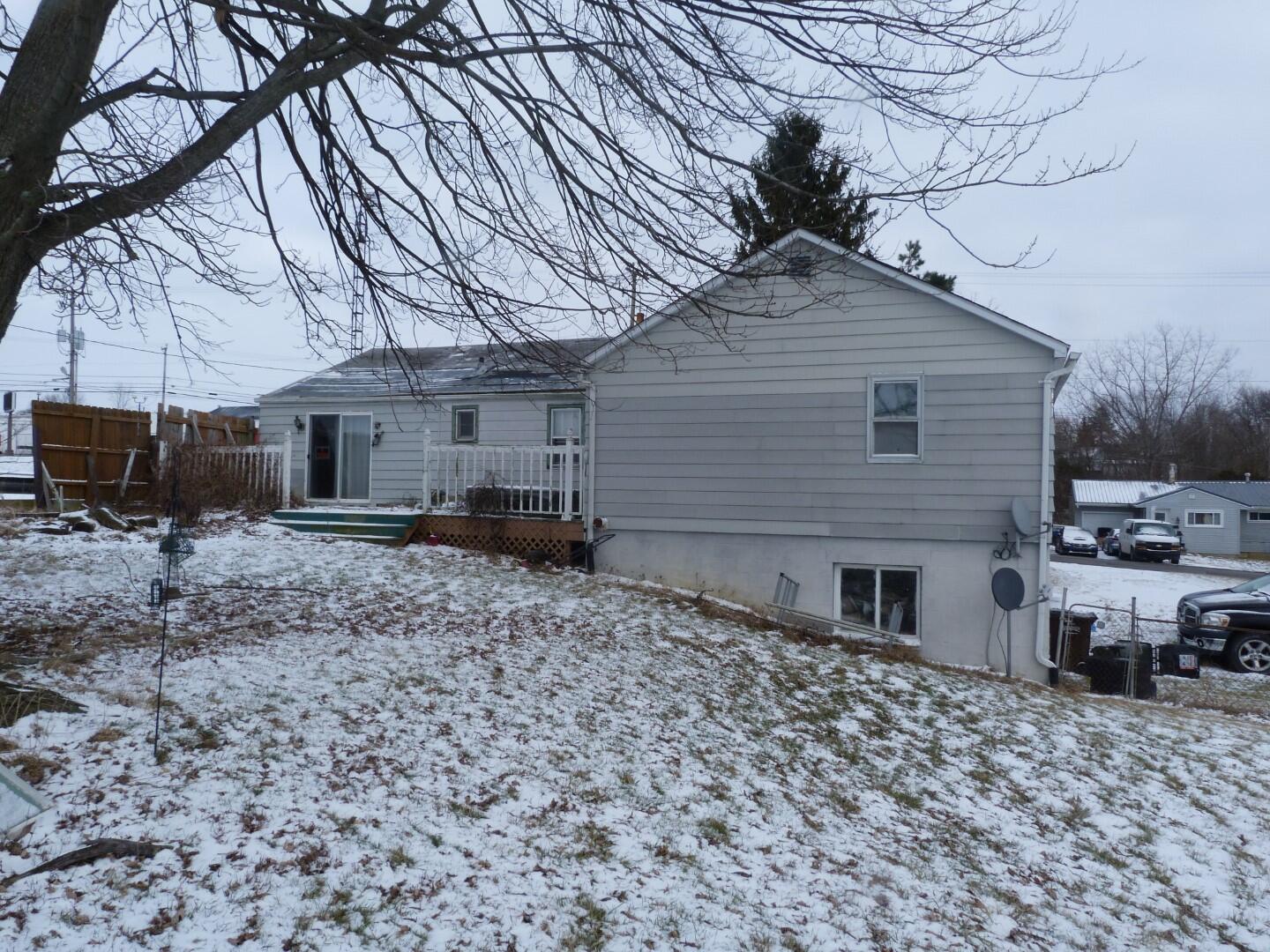 95 Hillcrest Lane, Kenton, Ohio 43326