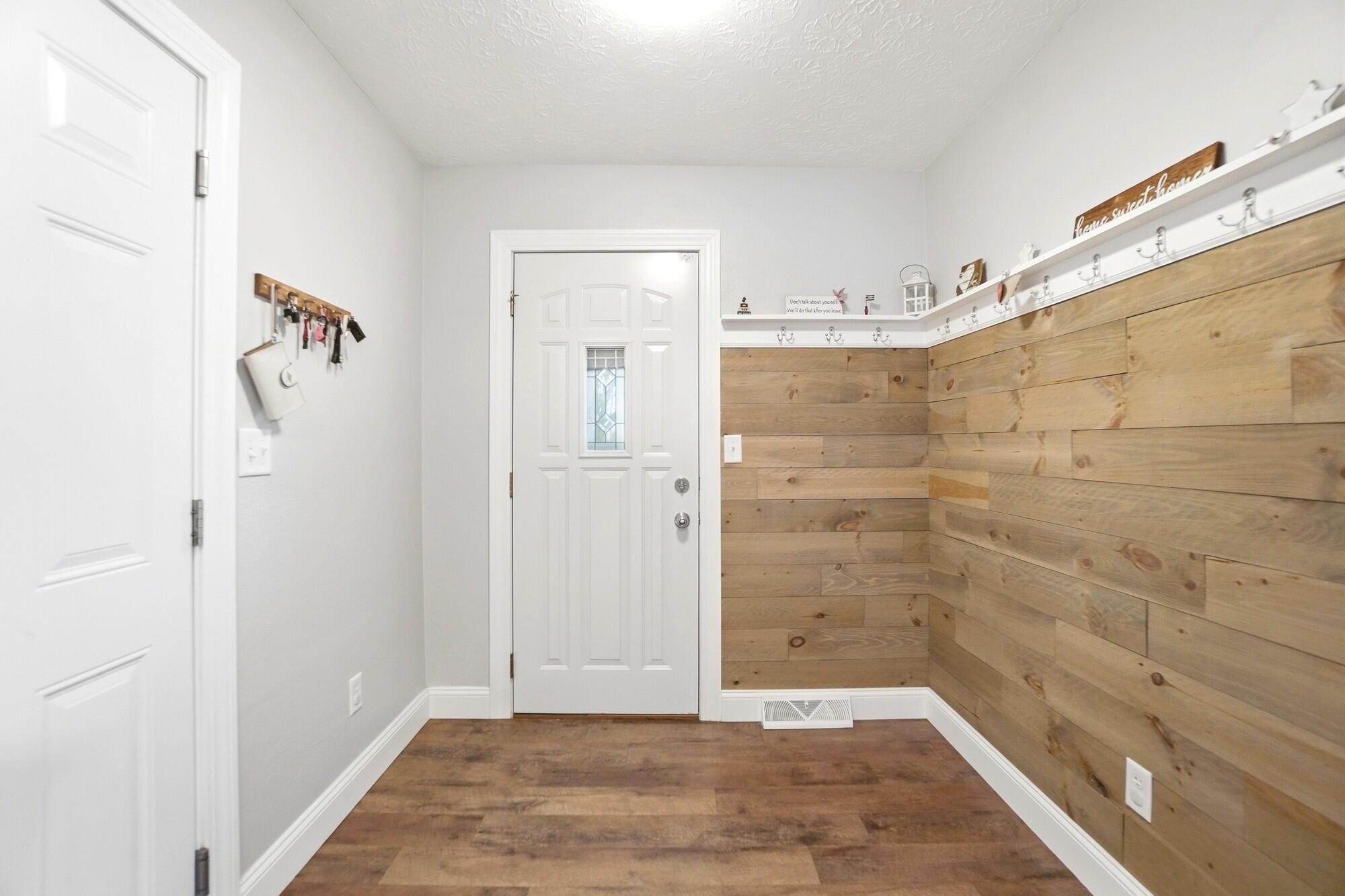 6771 National Road, New Carlisle, Ohio 45344