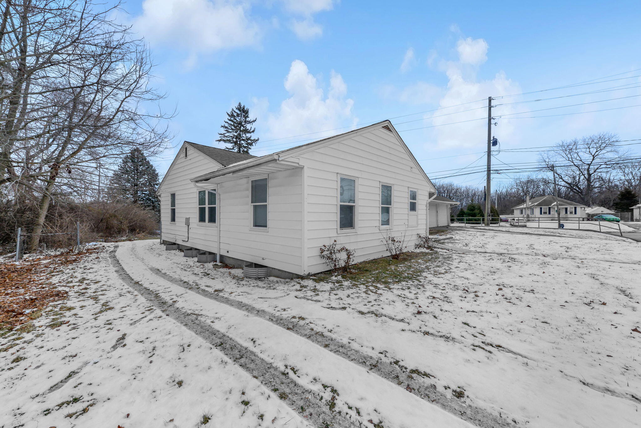 2560 Kenton Street, Springfield, Ohio 45505