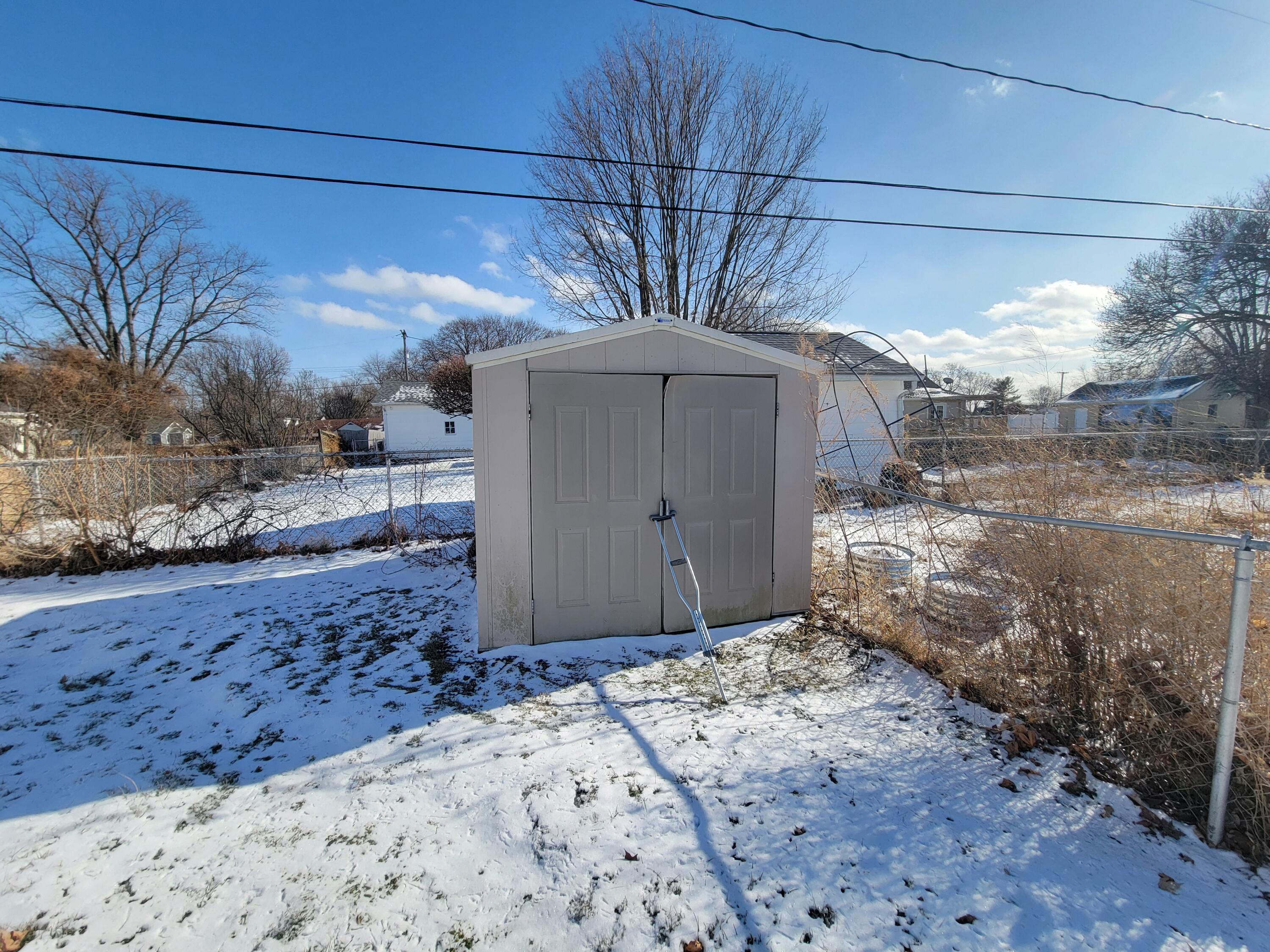 3891 New Carlisle Pike, Springfield, Ohio 45504