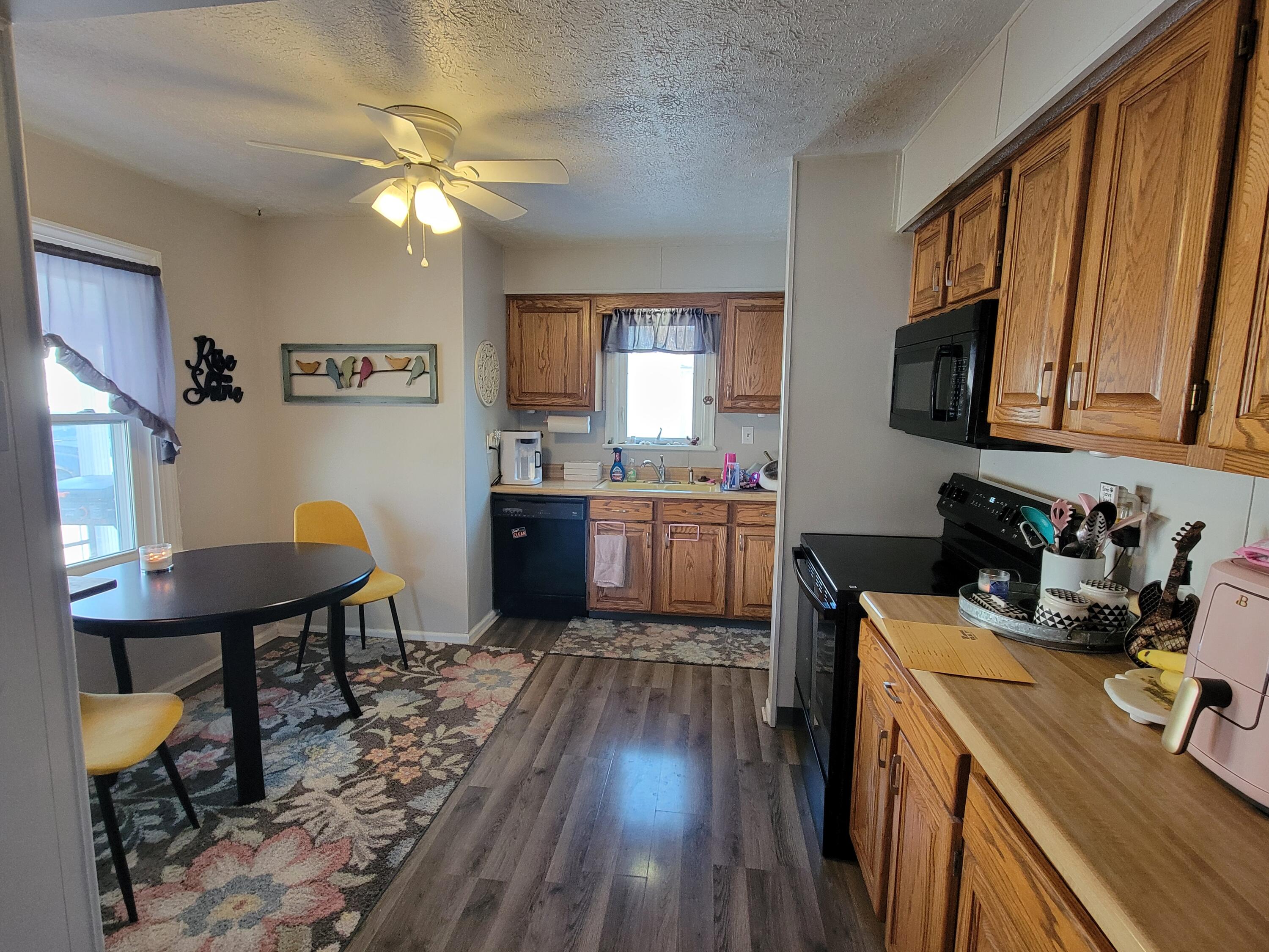 3891 New Carlisle Pike, Springfield, Ohio 45504