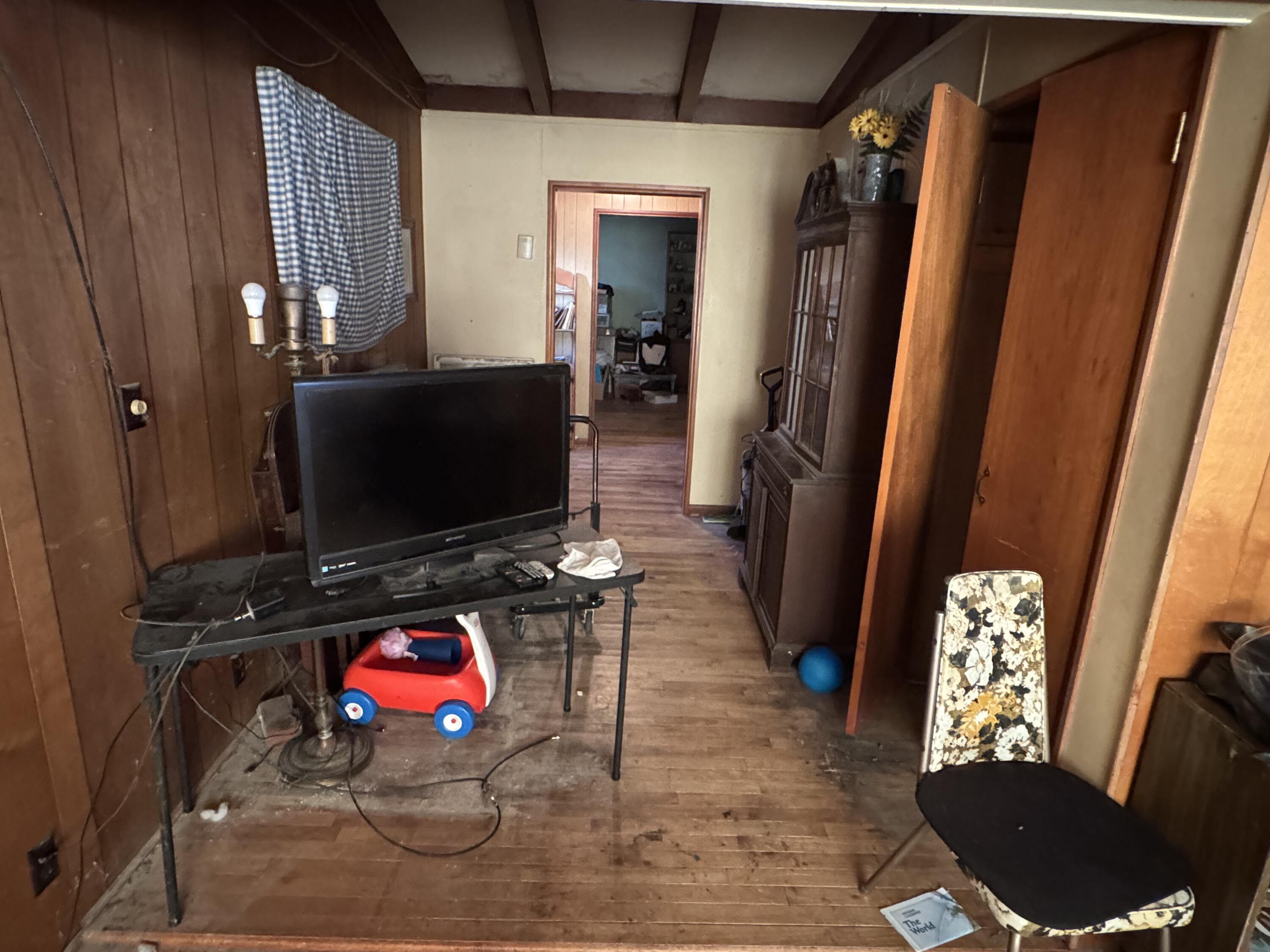 372 Ridge Road, Springfield, Ohio 45503