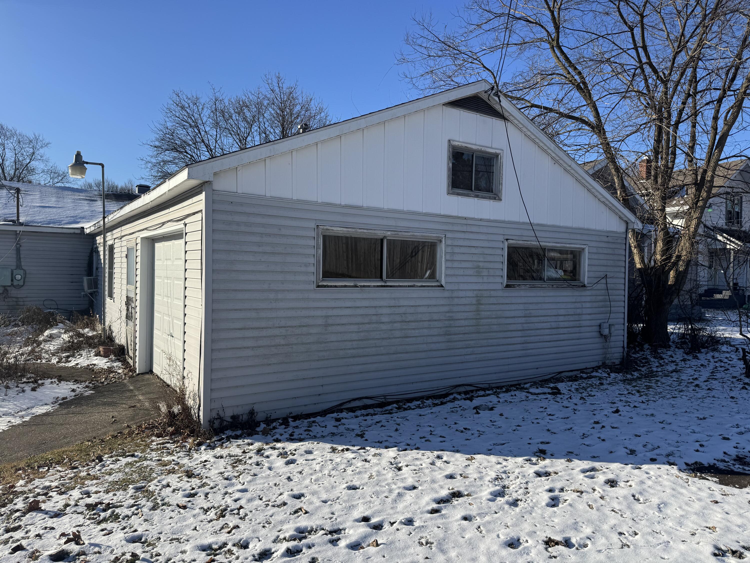 372 Ridge Road, Springfield, Ohio 45503