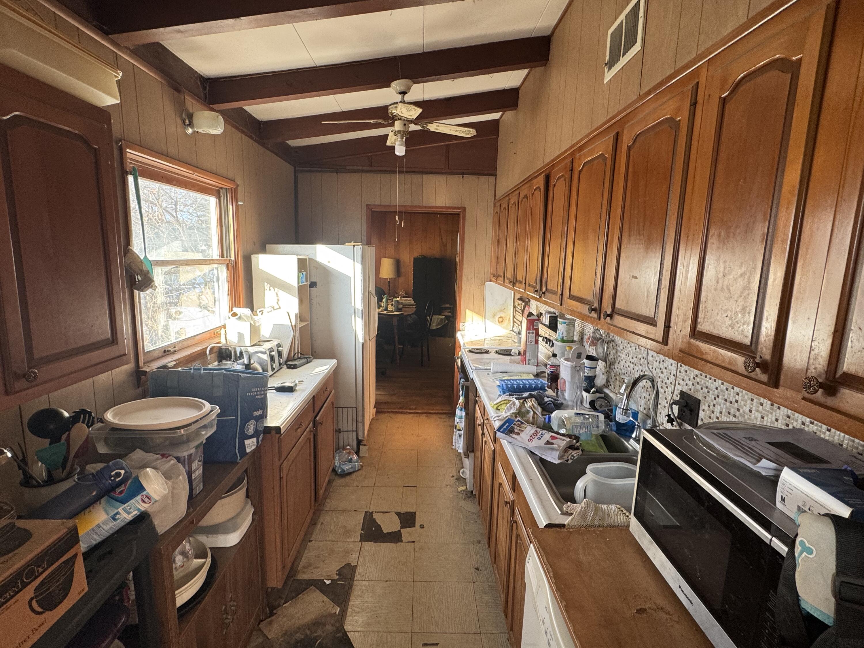 372 Ridge Road, Springfield, Ohio 45503