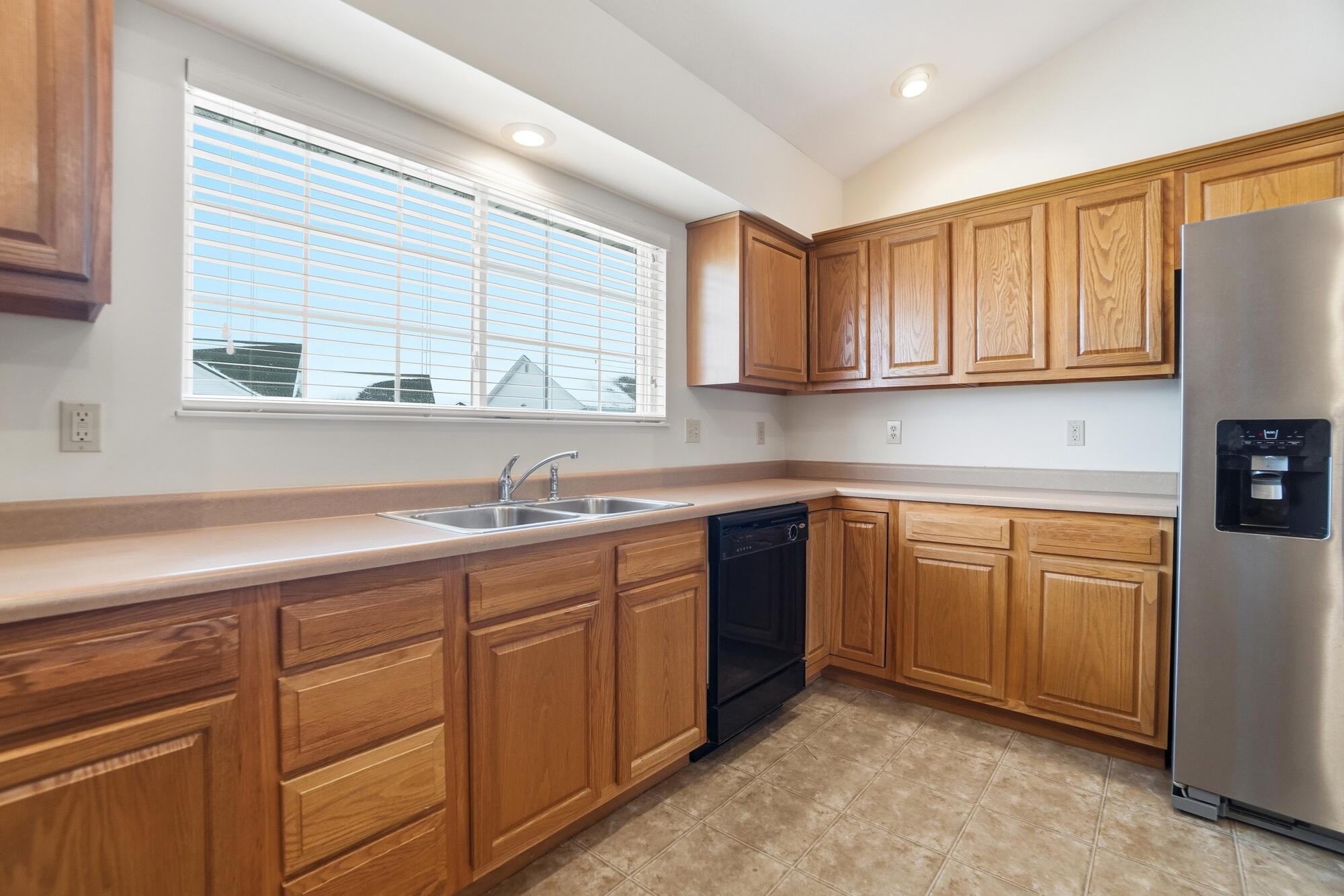 1711 Pinehurst Drive, Springfield, Ohio 45502