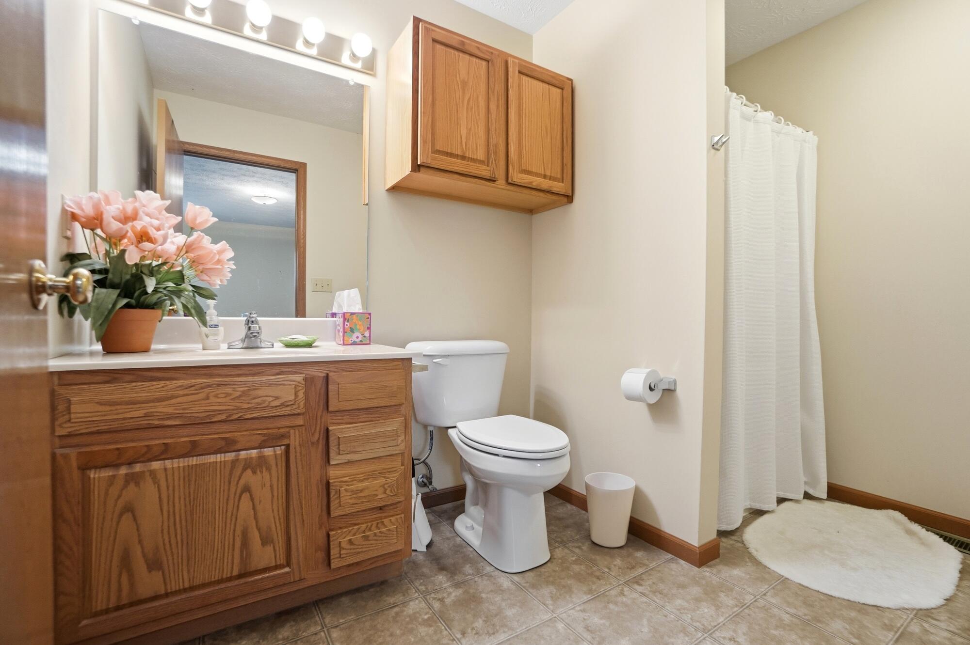 1711 Pinehurst Drive, Springfield, Ohio 45502