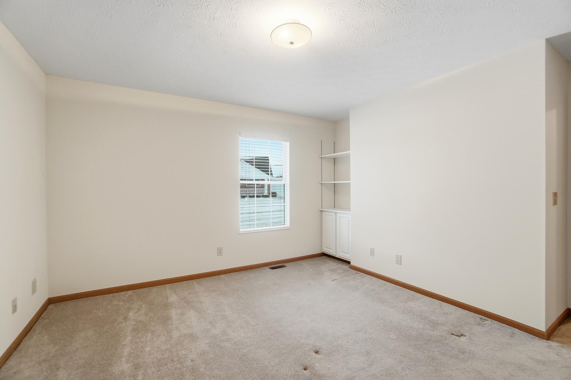 1711 Pinehurst Drive, Springfield, Ohio 45502