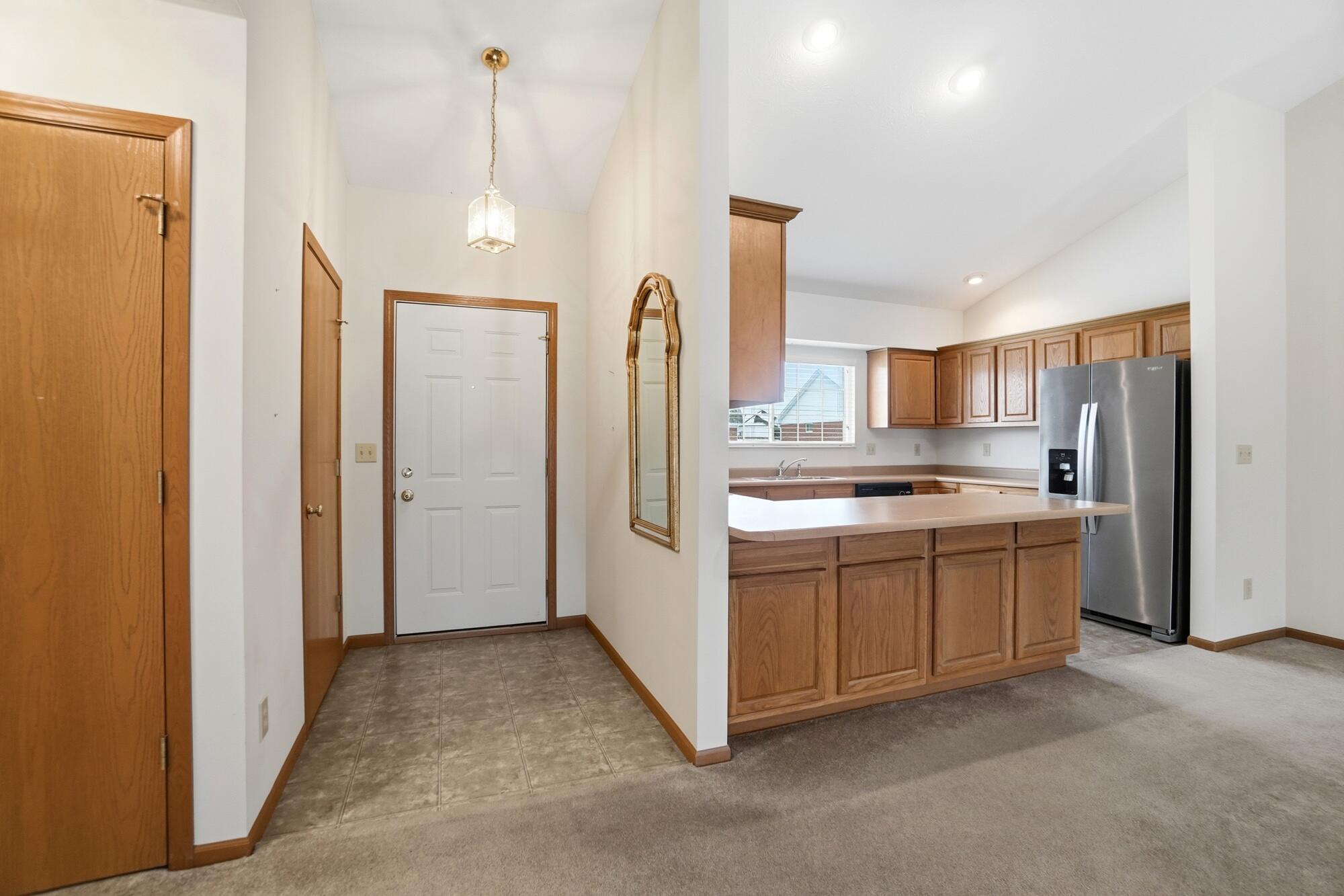 1711 Pinehurst Drive, Springfield, Ohio 45502