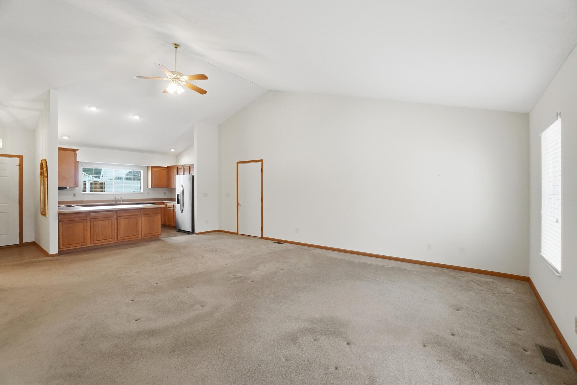 1711 Pinehurst Drive, Springfield, Ohio 45502