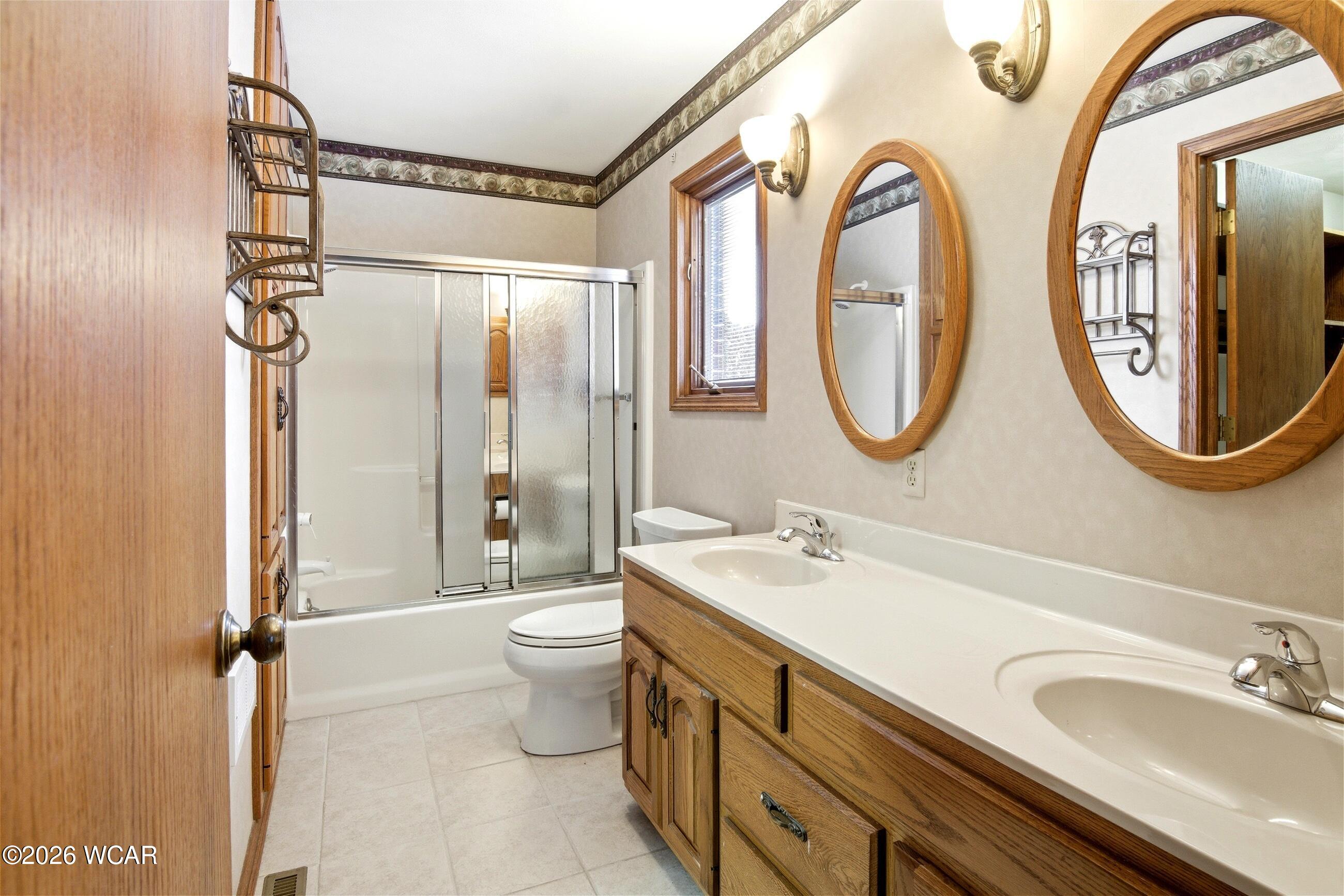 1417 Monte Carlo, Van Wert, Ohio