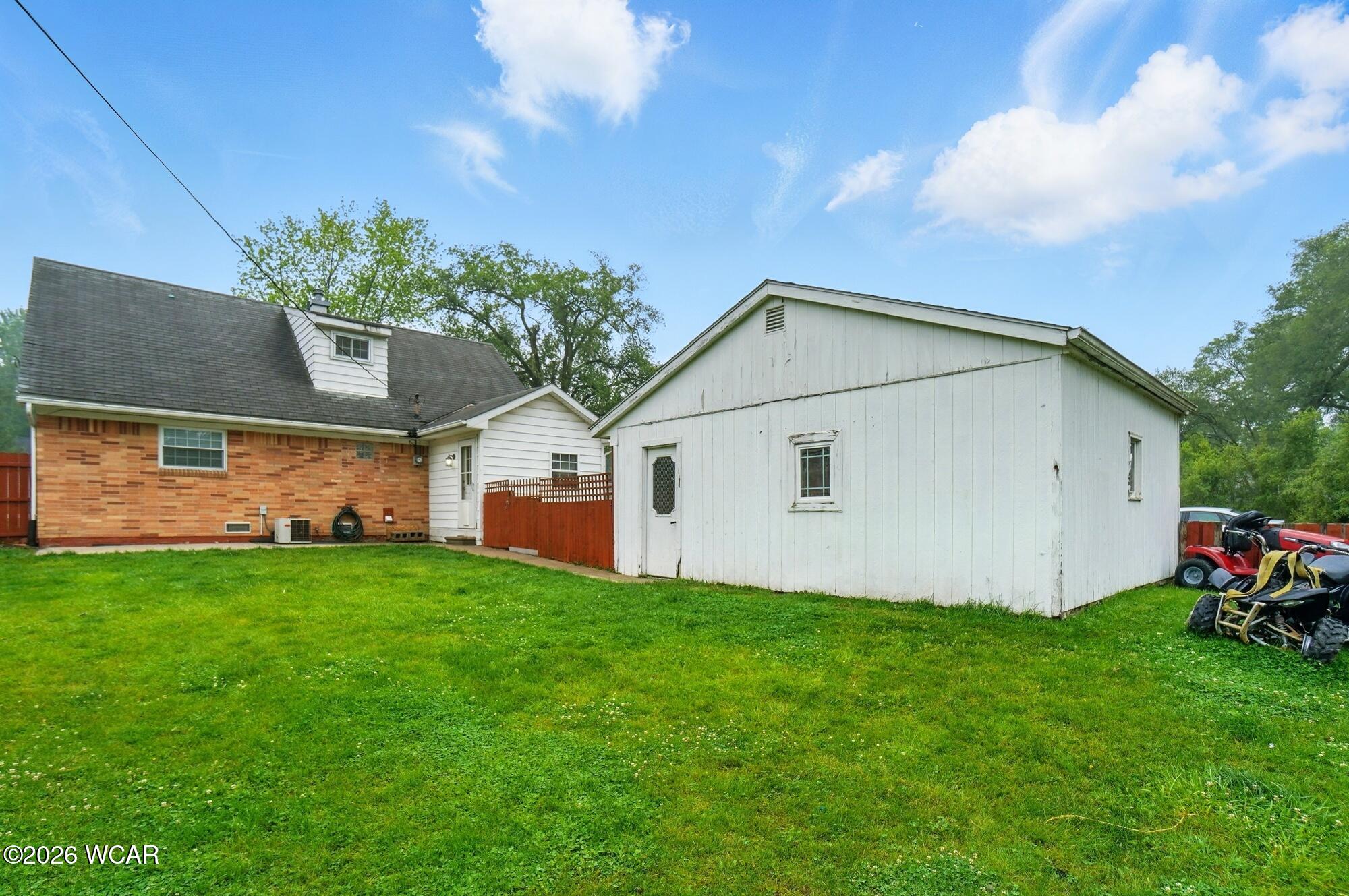 1572 Clinton Street, Defiance, Ohio