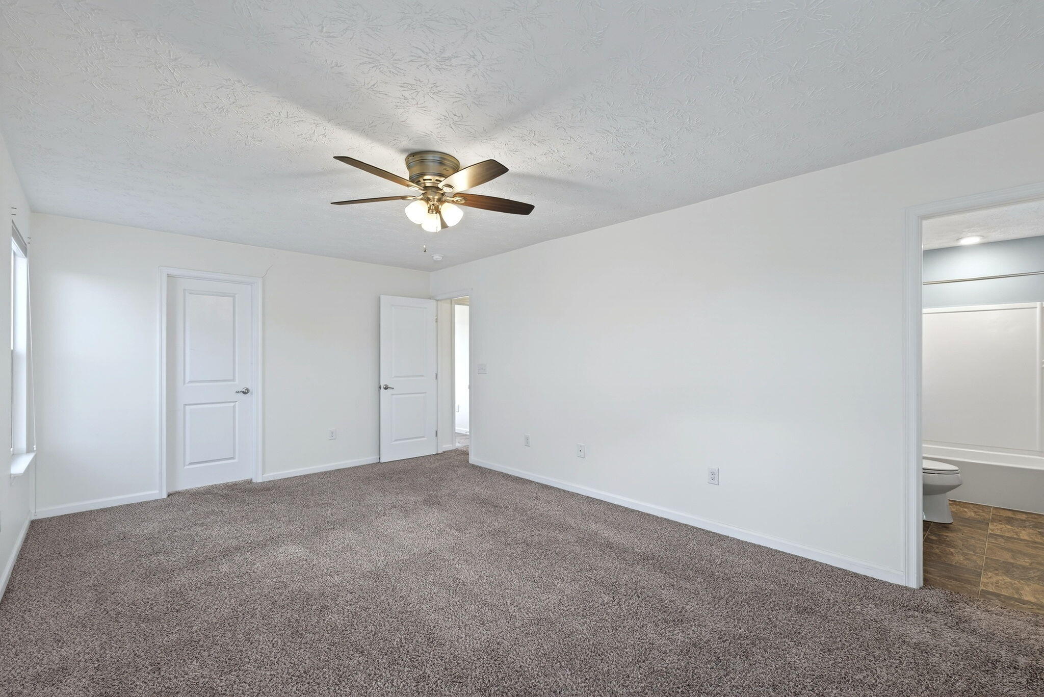 63 Waterford Boulevard, Fairborn, Ohio 45324