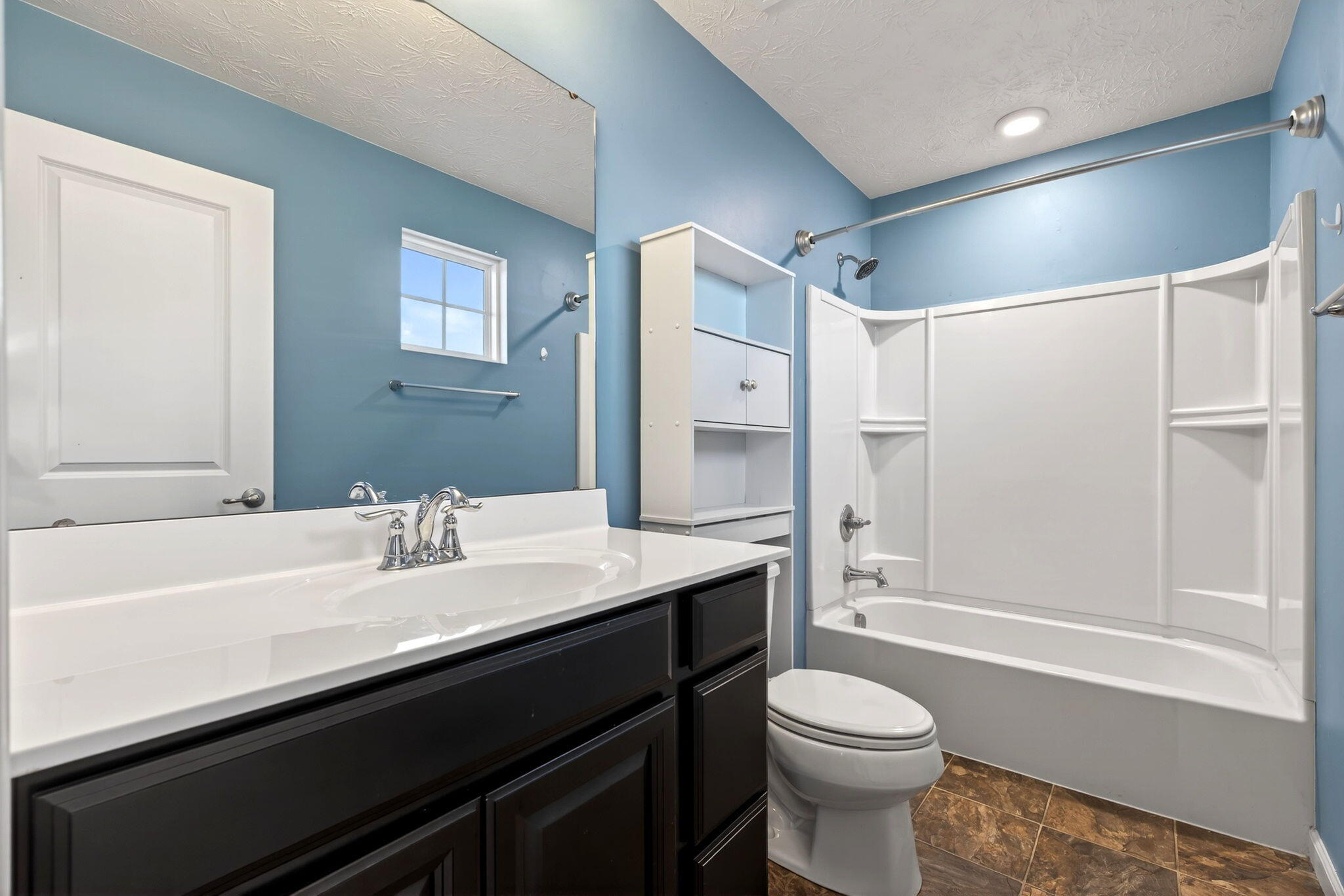 63 Waterford Boulevard, Fairborn, Ohio 45324