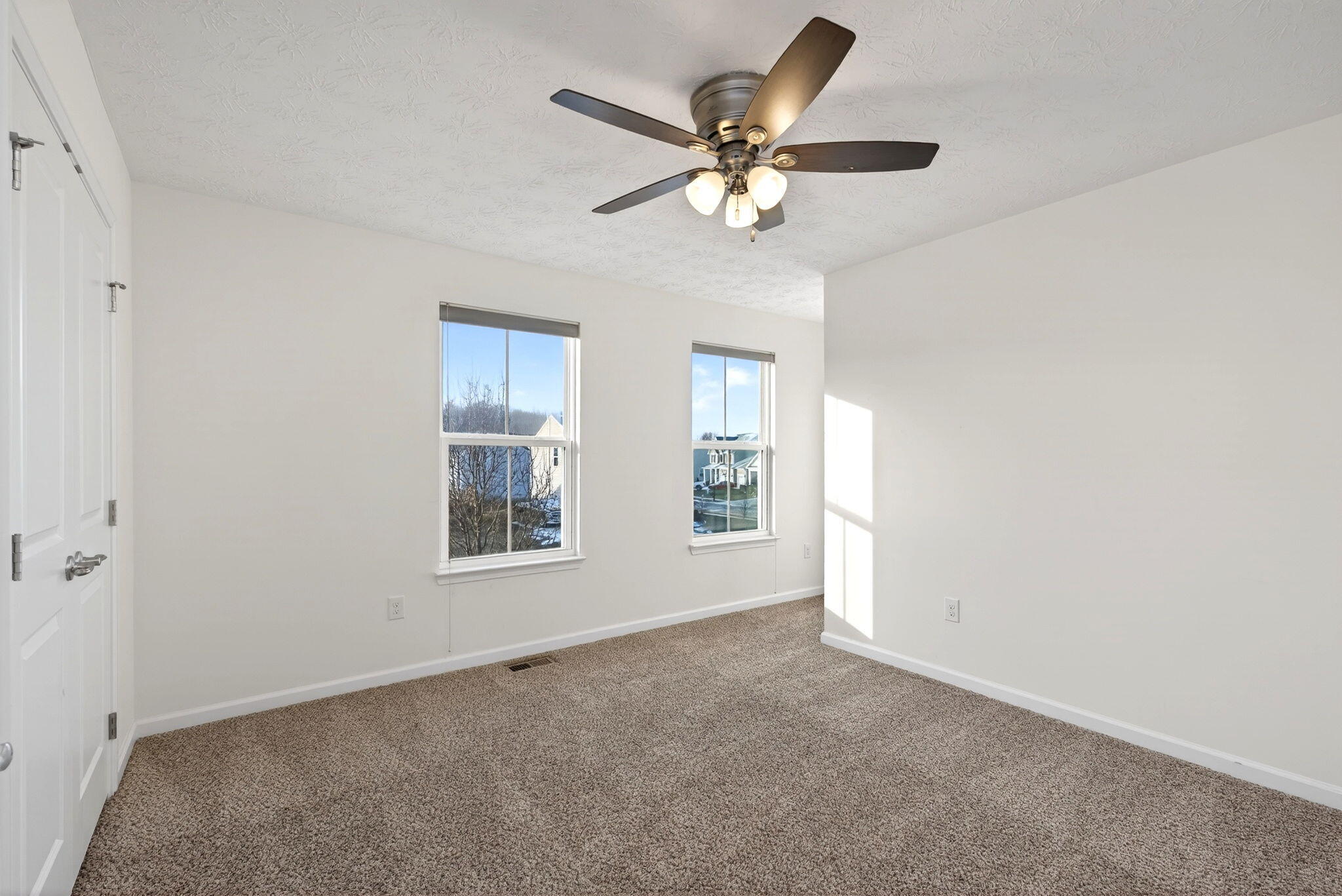 63 Waterford Boulevard, Fairborn, Ohio 45324