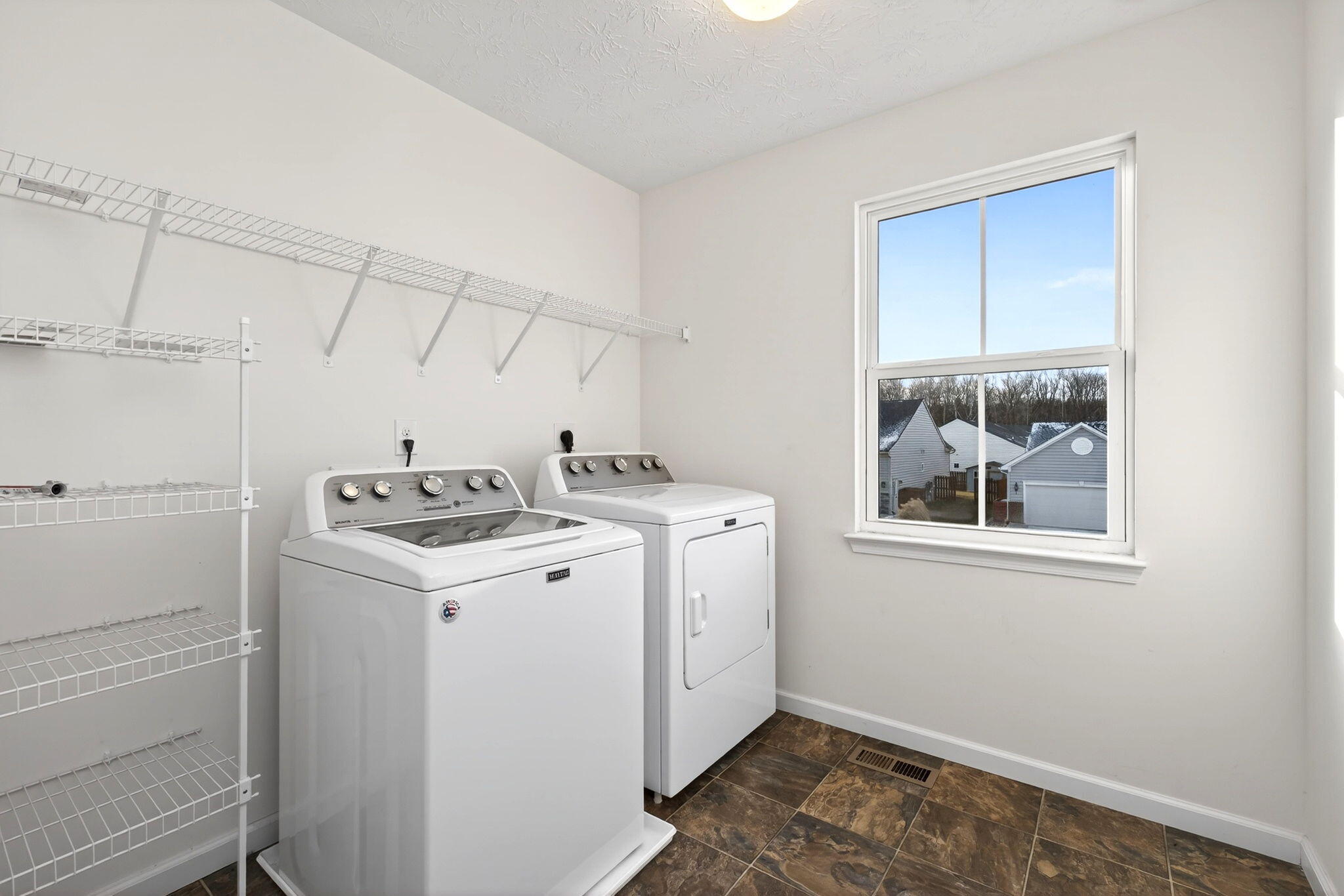 63 Waterford Boulevard, Fairborn, Ohio 45324