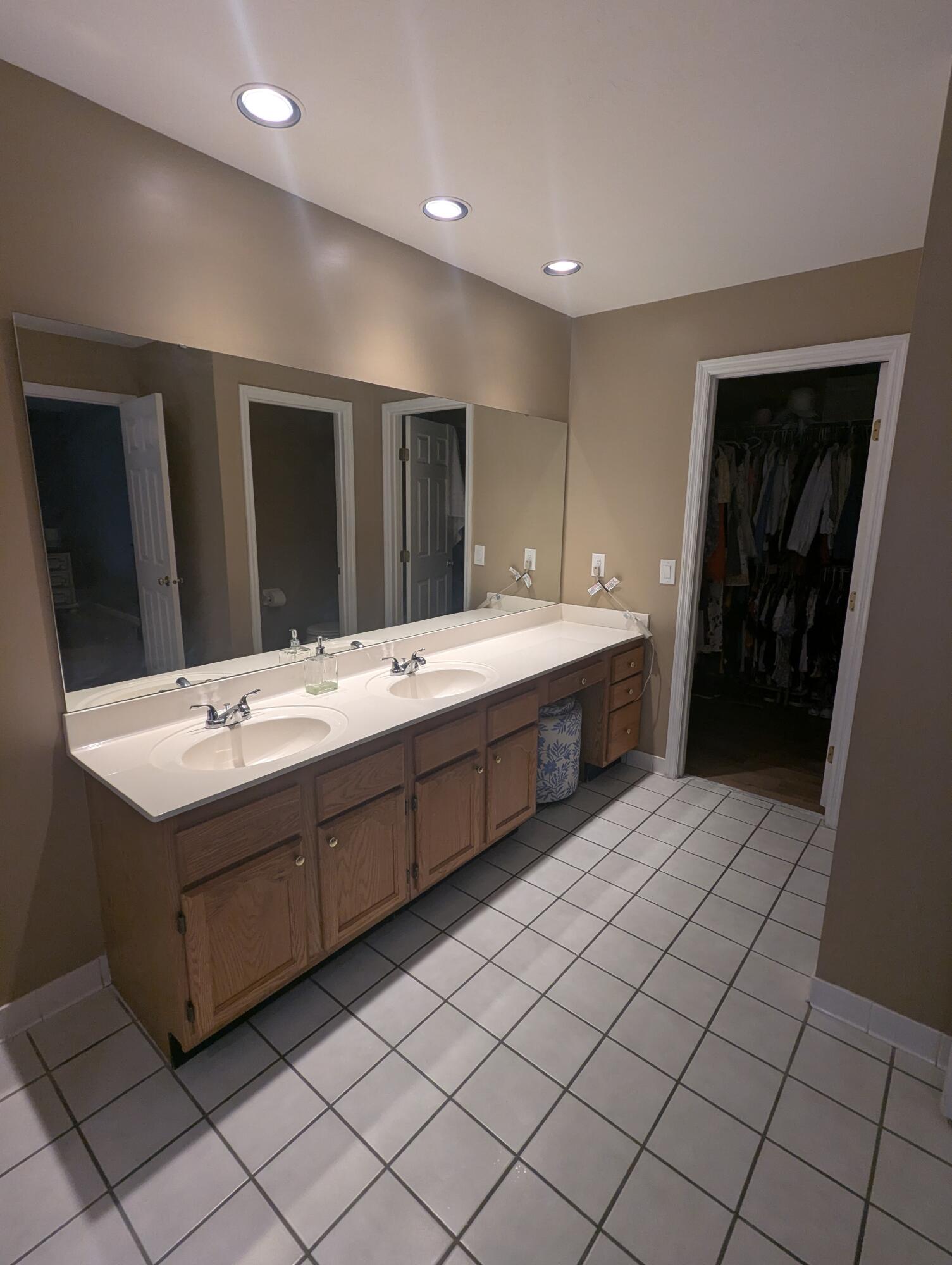 5067 Bristol Court, Loveland, Ohio 45140