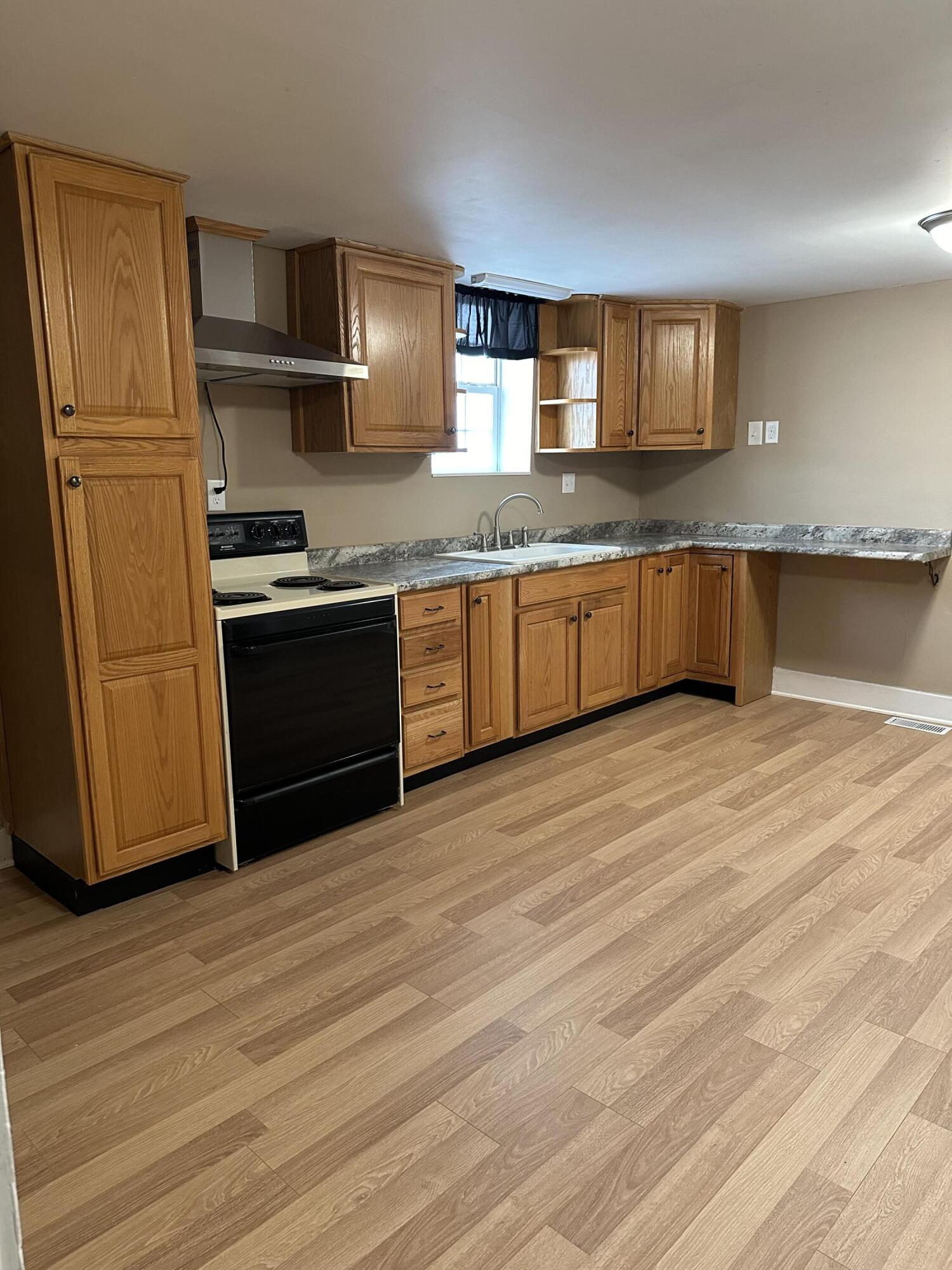 442 Edwards Street, Ada, Ohio 45810