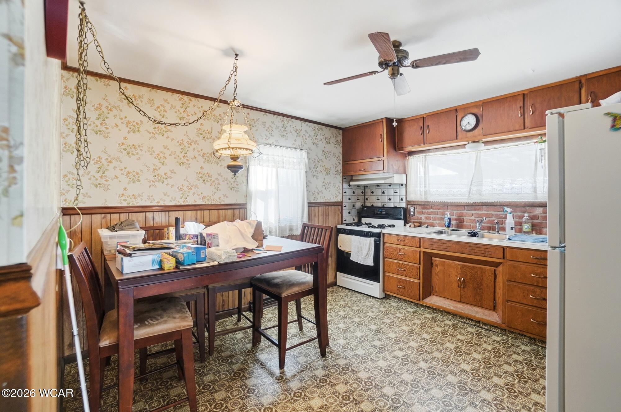 606 Highland Avenue, Wapakoneta, Ohio