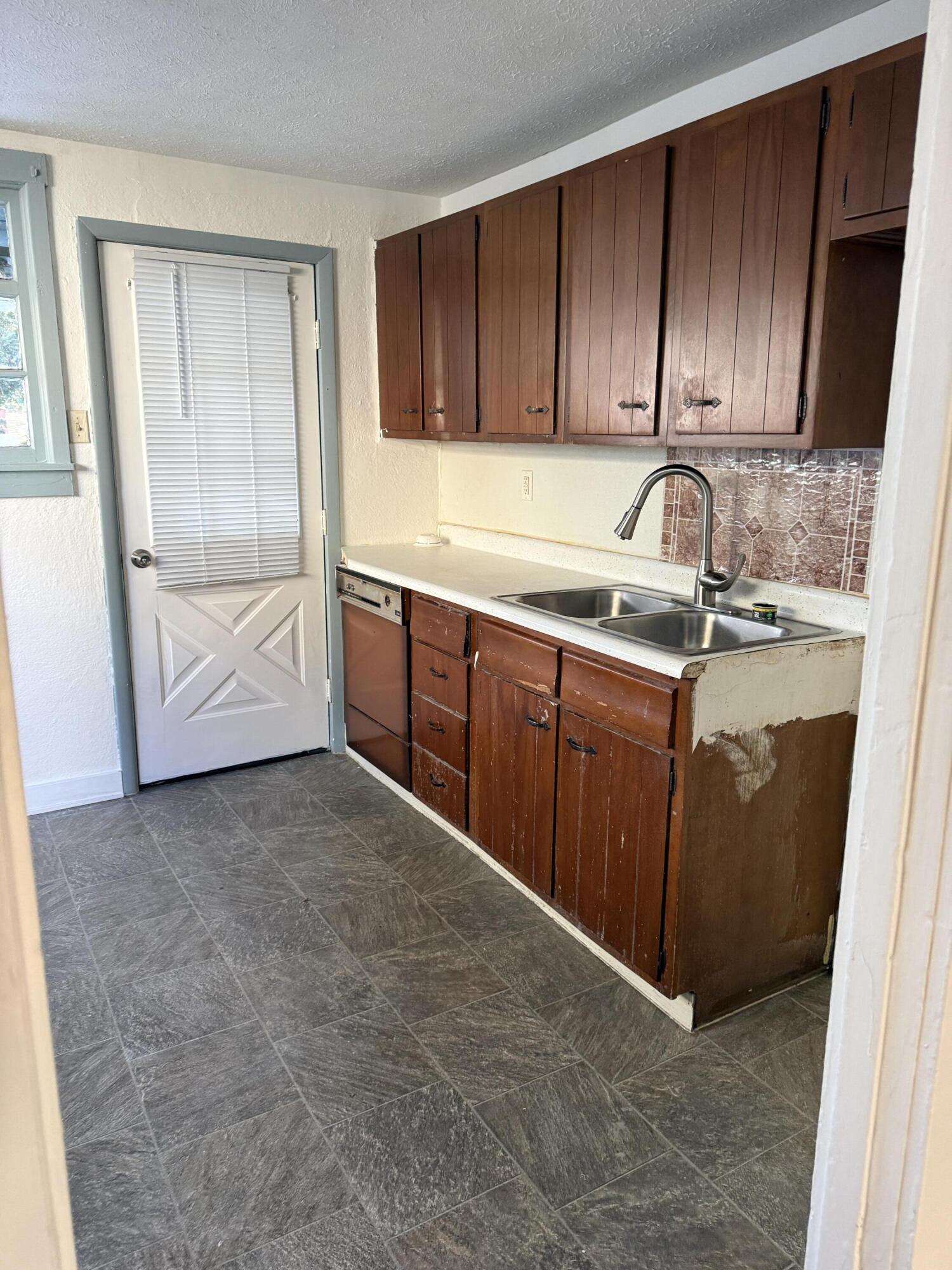 400 Jefferson Street, Sidney, Ohio 45365