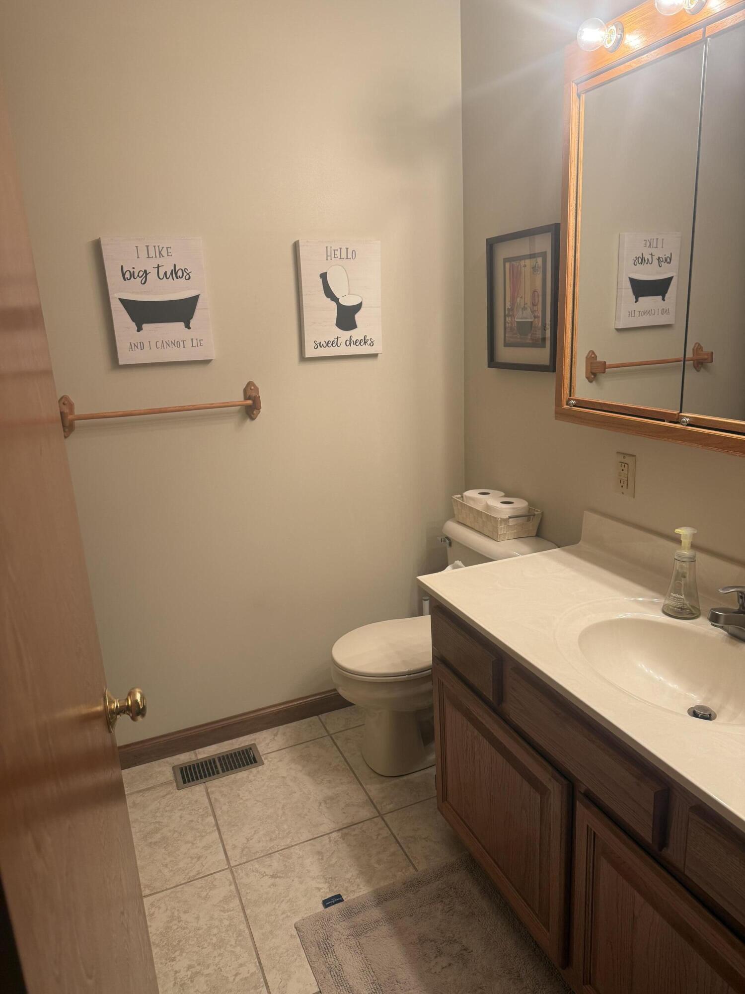 637 Greenbriar Court, Sidney, Ohio 45365