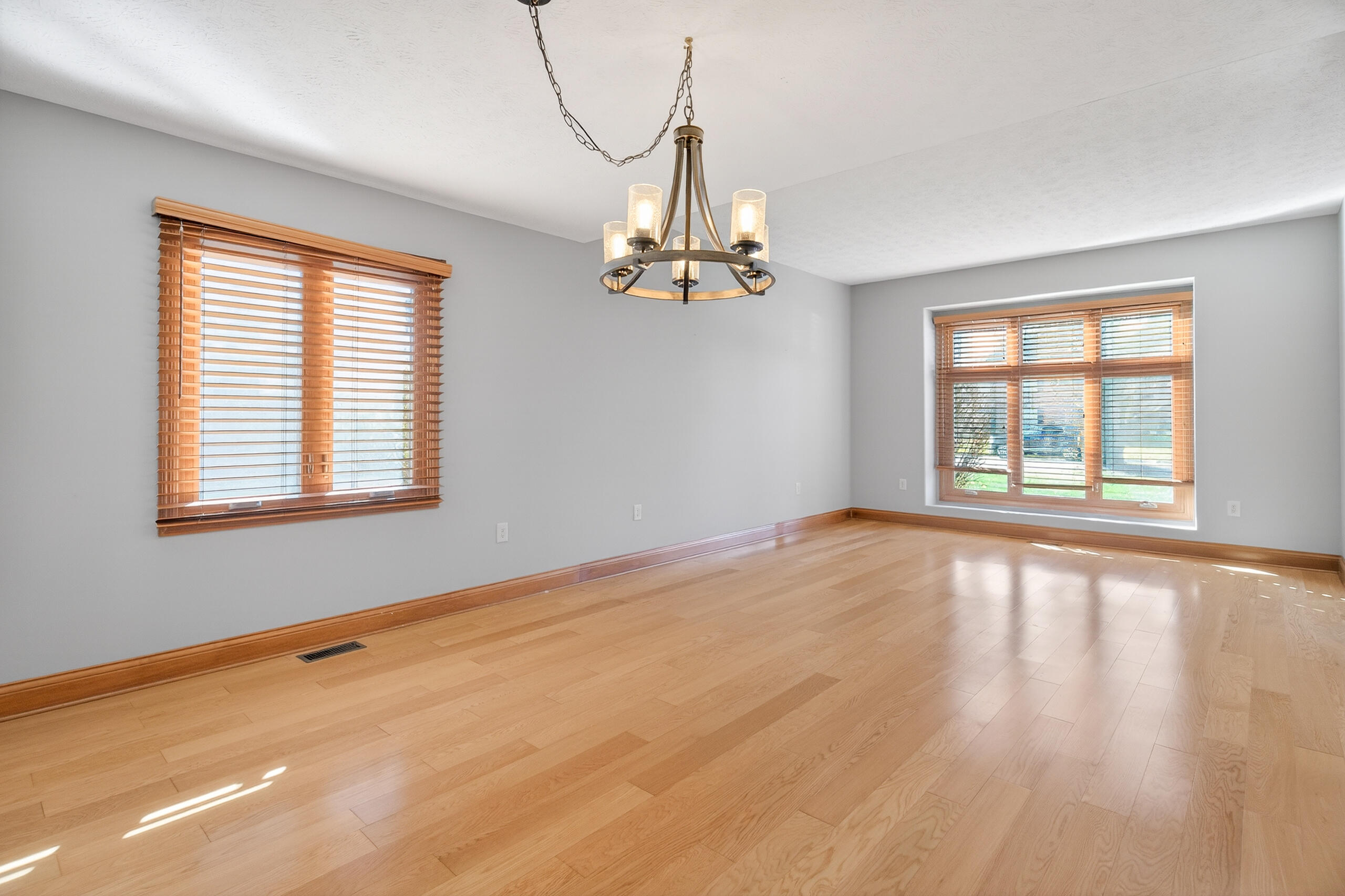 2591 Merrimont Drive, Troy, Ohio 45373