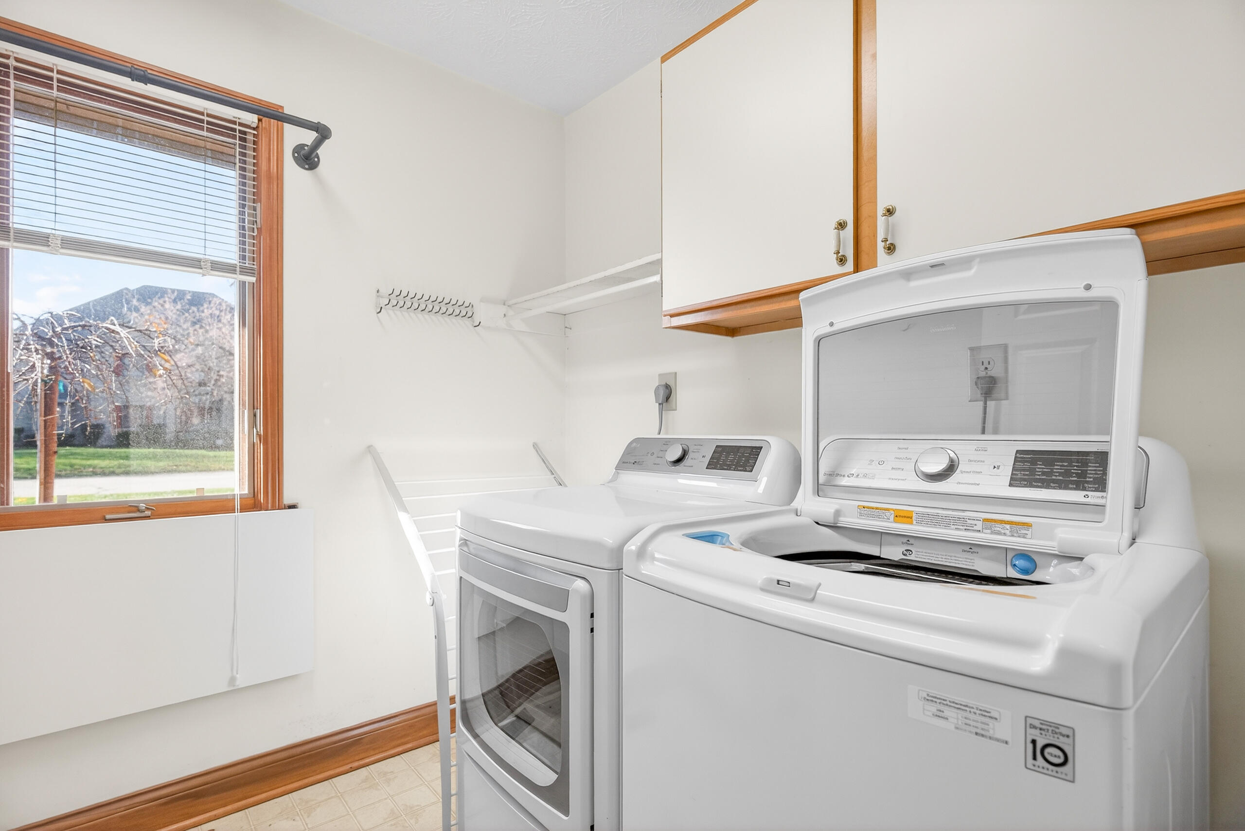 2591 Merrimont Drive, Troy, Ohio 45373