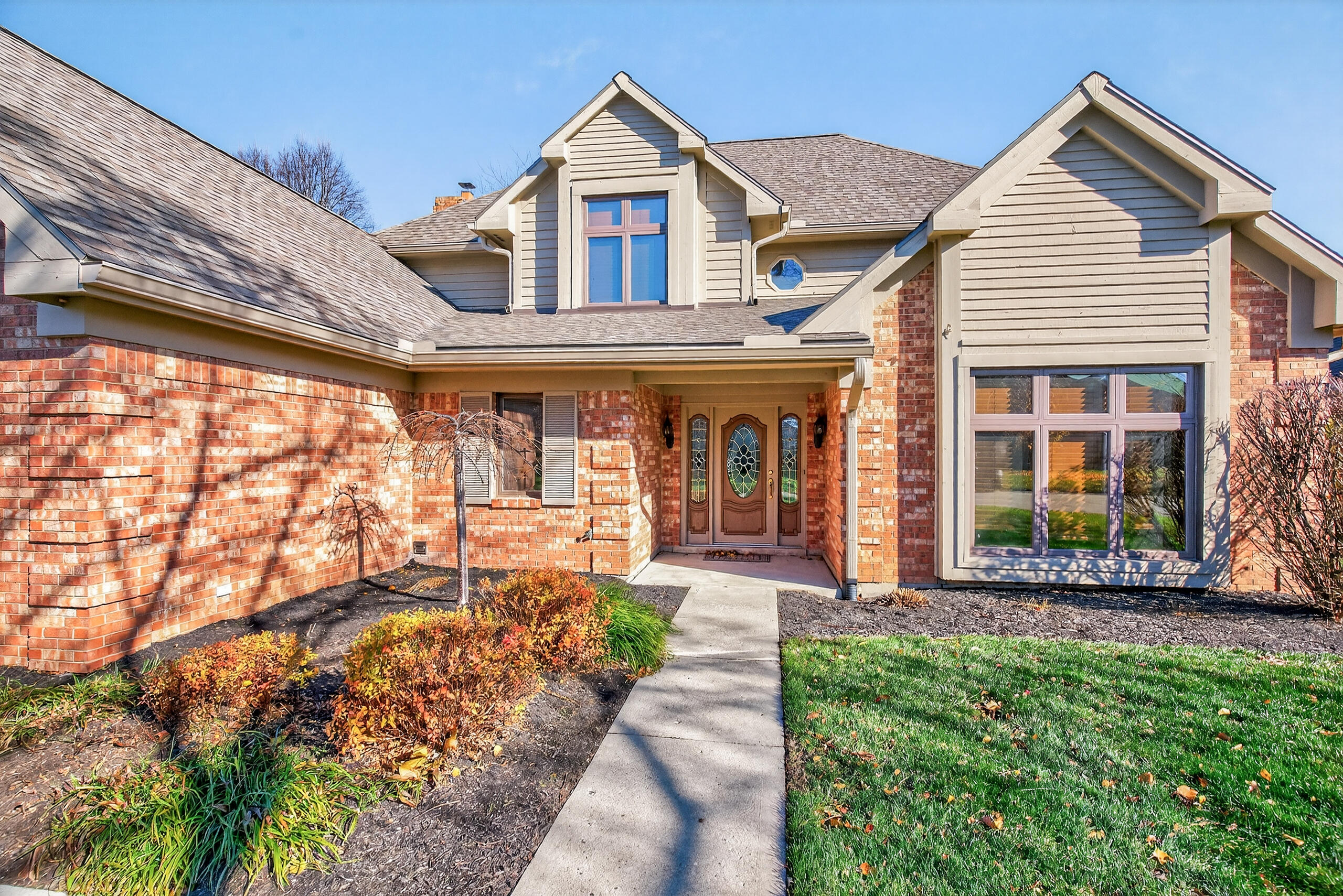 2591 Merrimont Drive, Troy, Ohio 45373