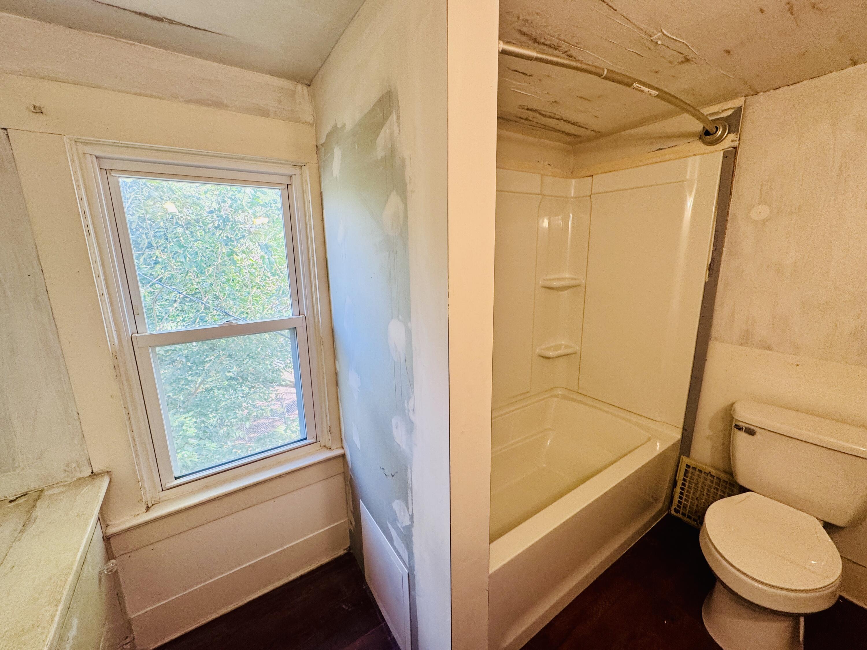 216 Miami Street, West Milton, Ohio 45383