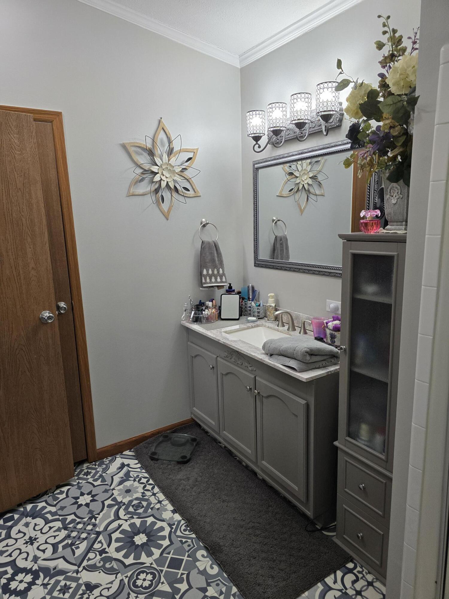 1334 Township Road 56, Bellefontaine, Ohio 43311