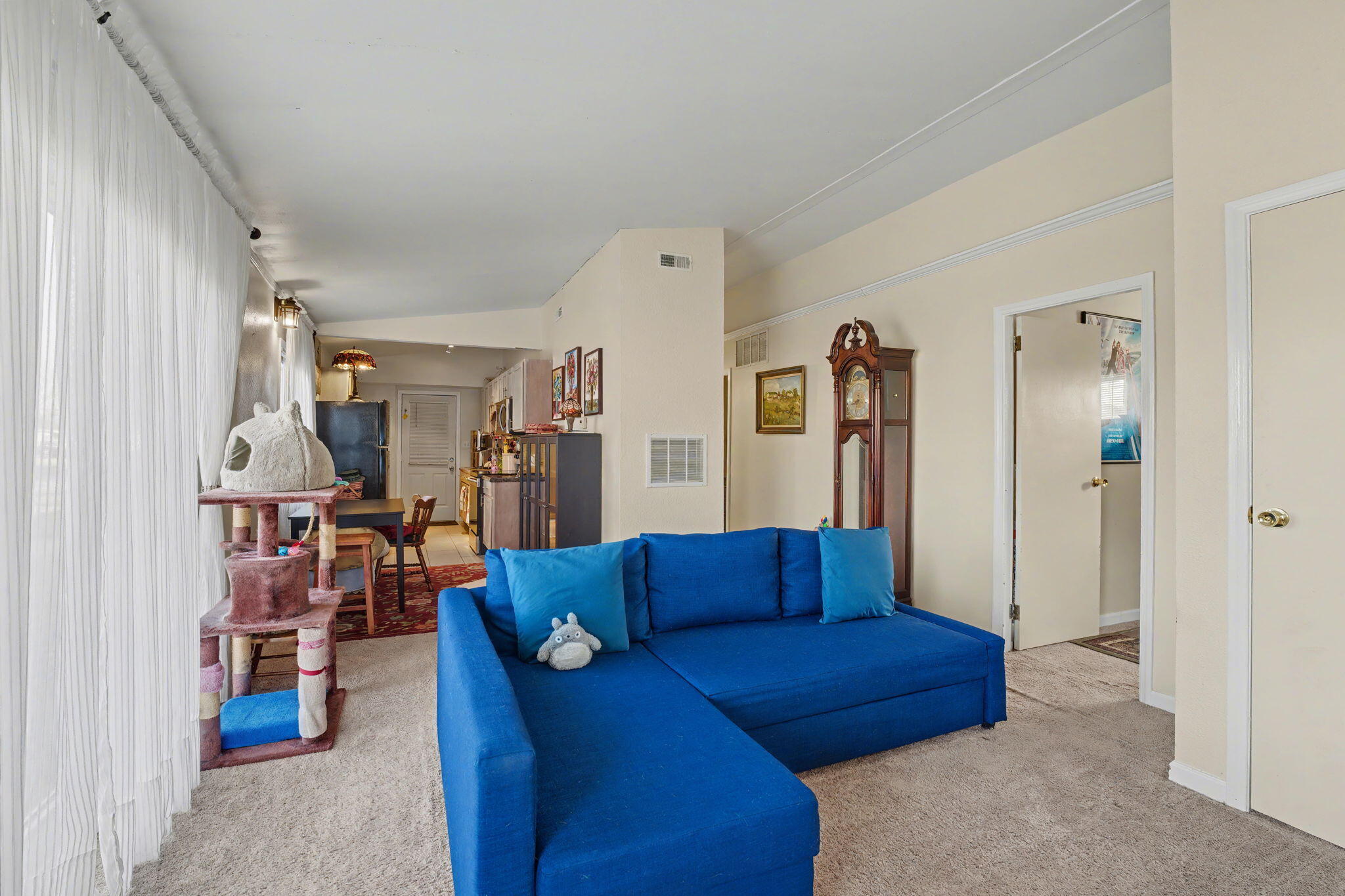 208 Rawson Drive, New Carlisle, Ohio 45344