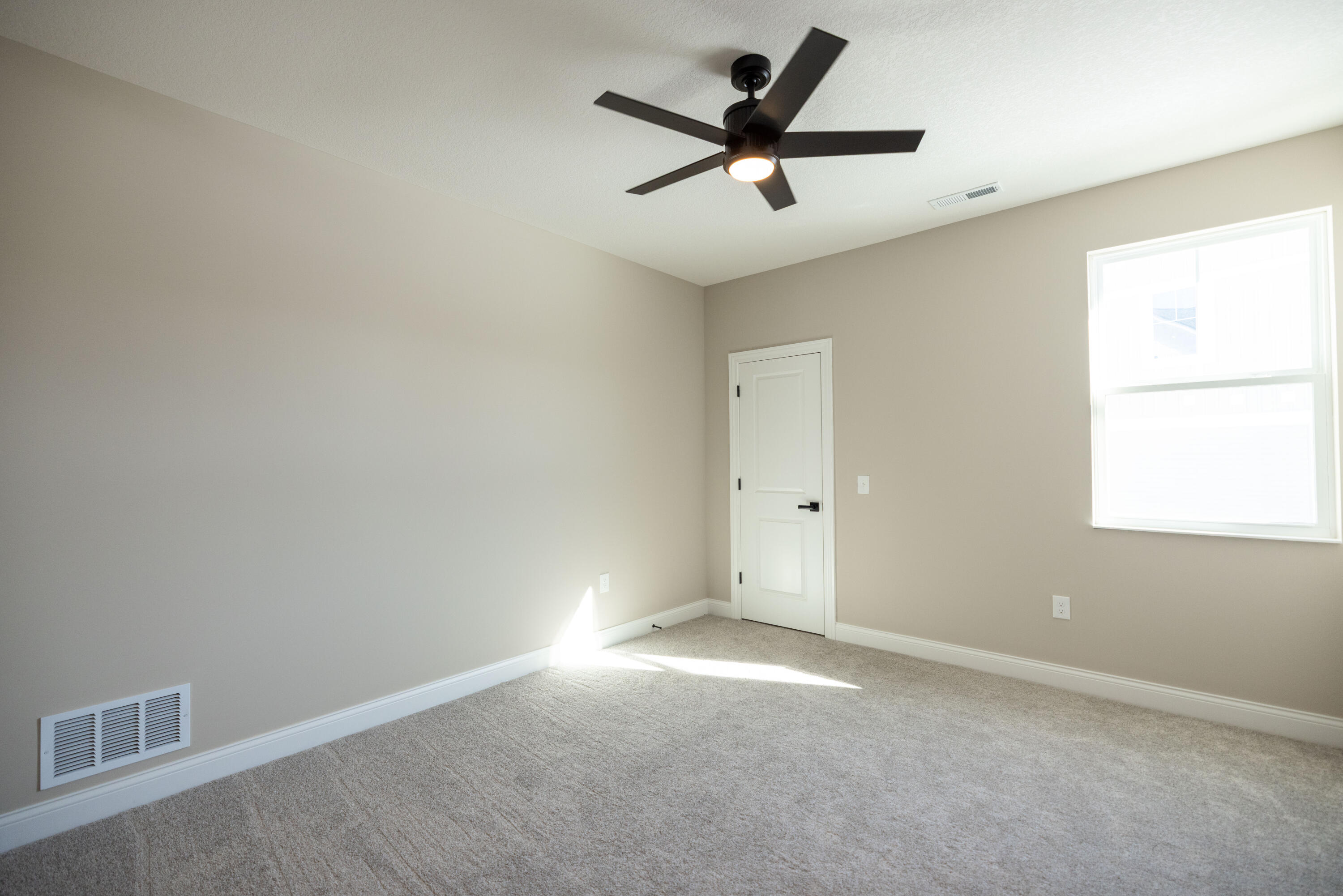 1505 Kingsgate Road, Springfield, Ohio 45502