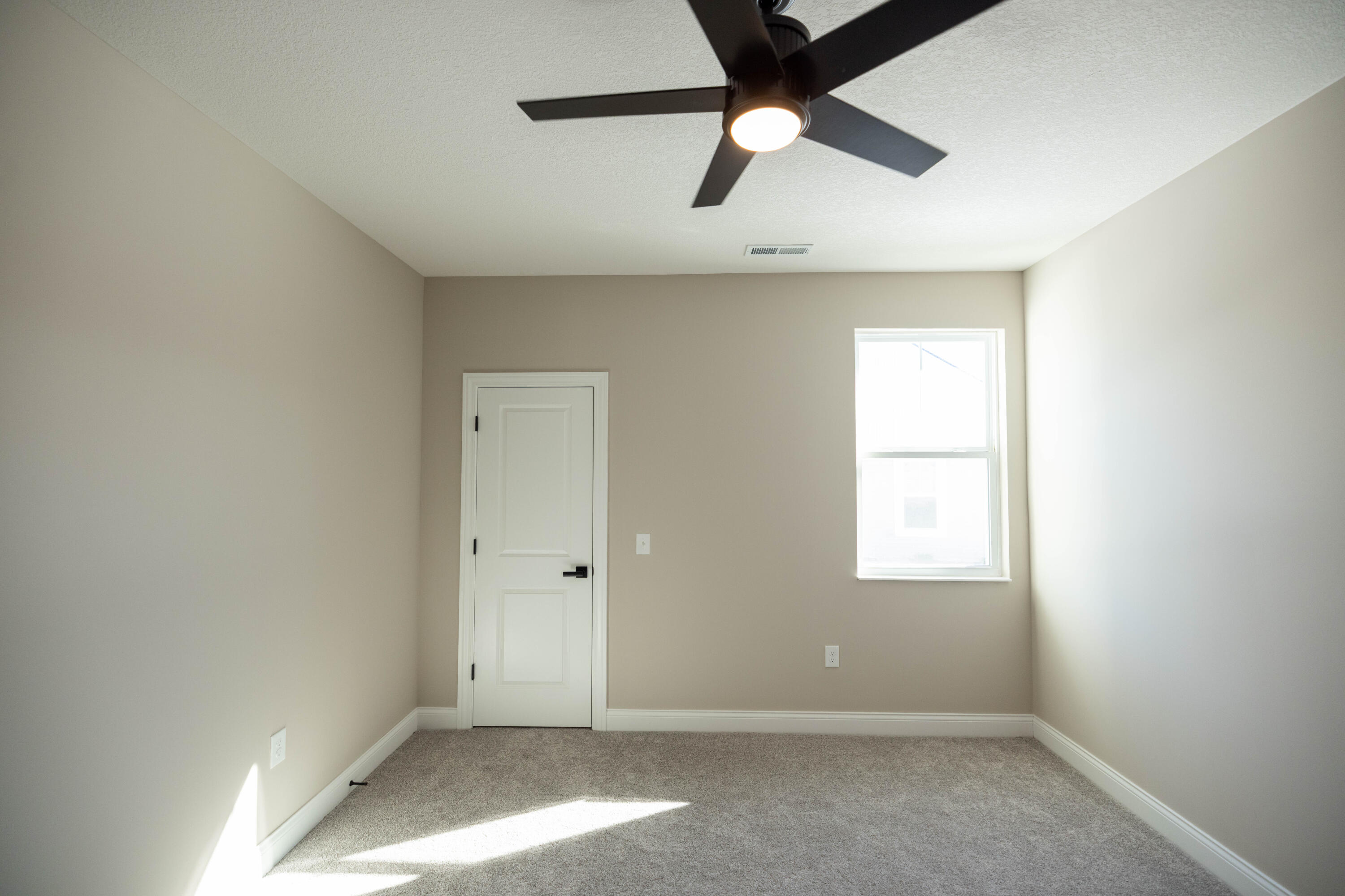 1505 Kingsgate Road, Springfield, Ohio 45502