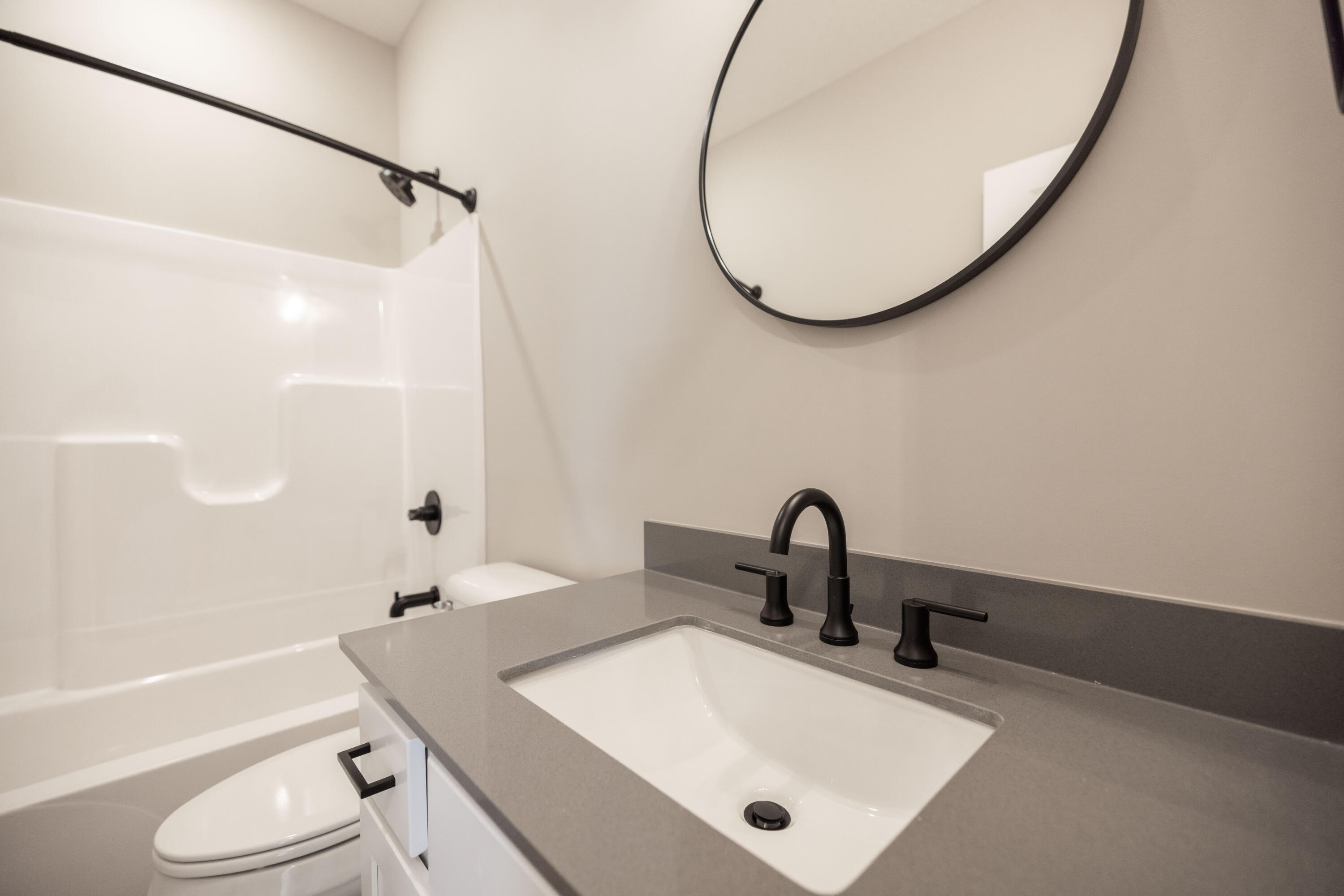 1505 Kingsgate Road, Springfield, Ohio 45502