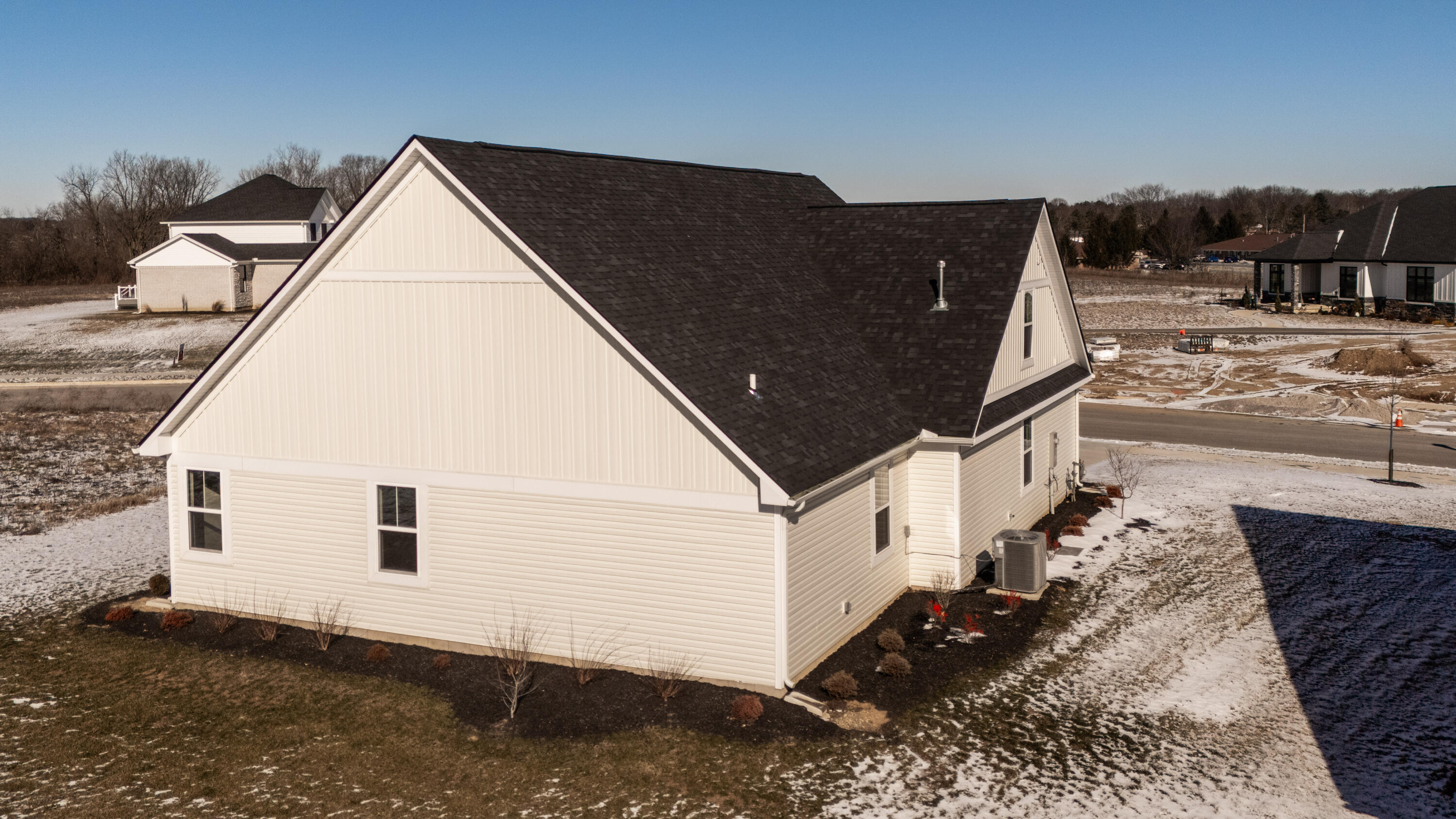 1505 Kingsgate Road, Springfield, Ohio 45502