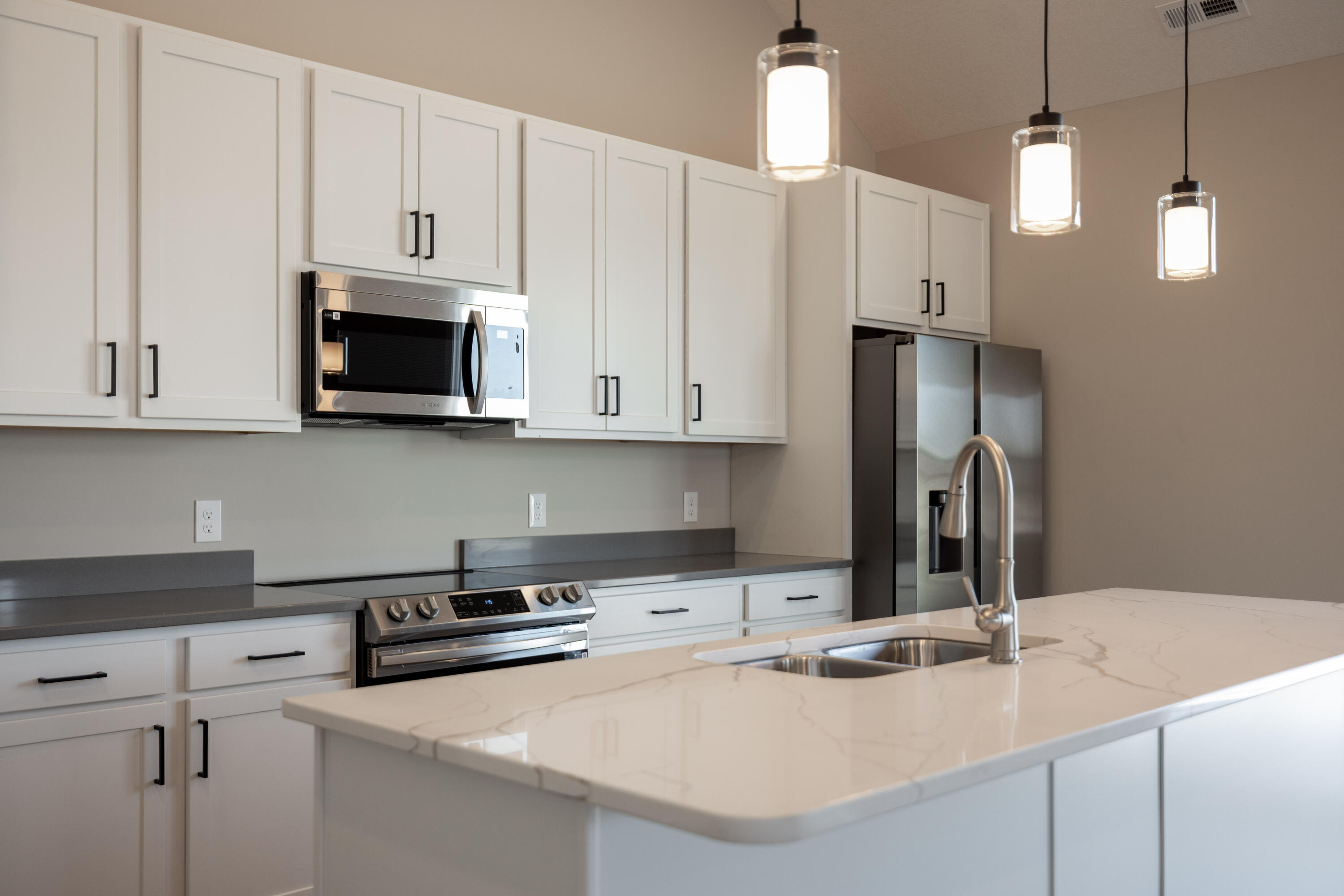 1505 Kingsgate Road, Springfield, Ohio 45502