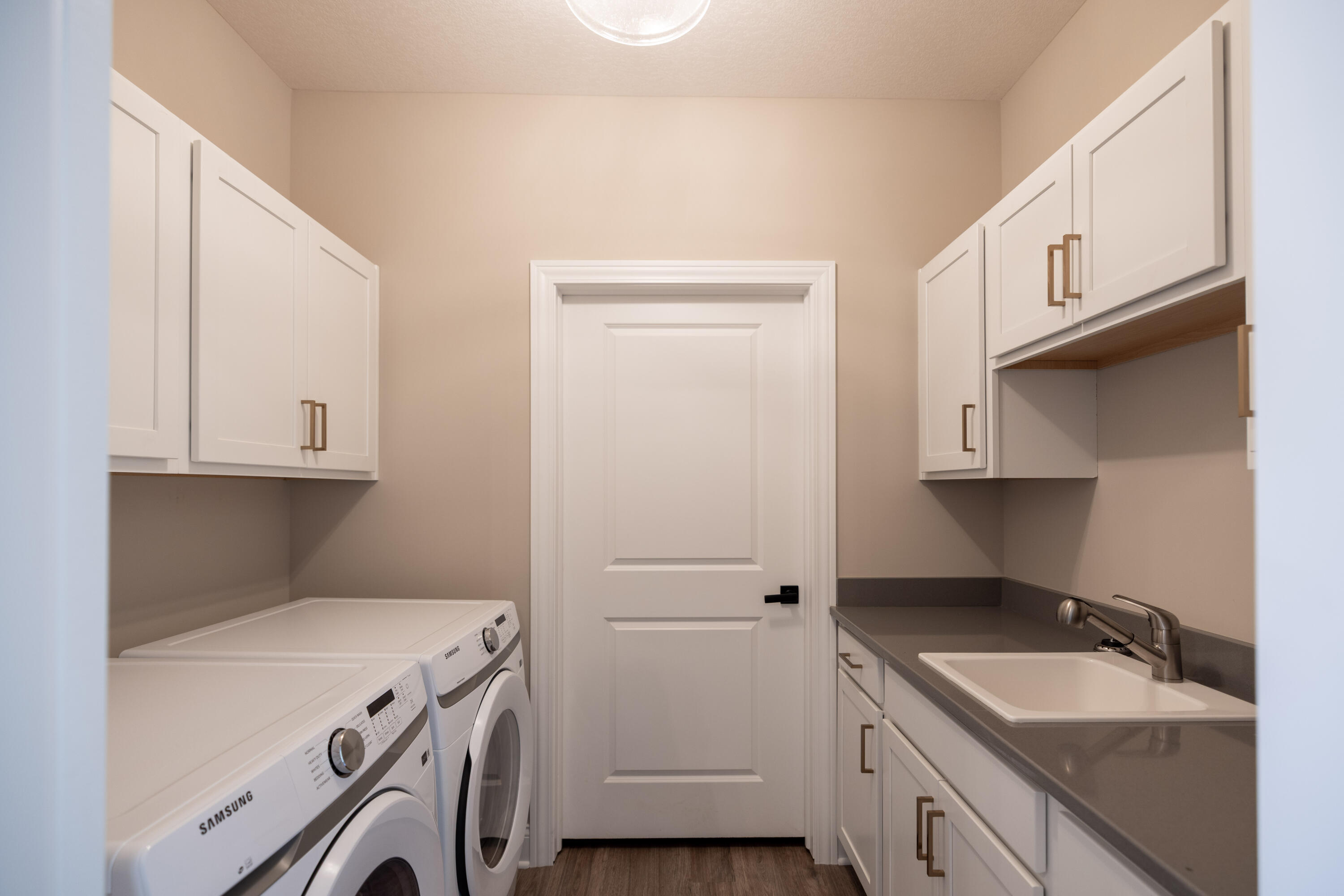 1507 Kingsgate Road, Springfield, Ohio 45502