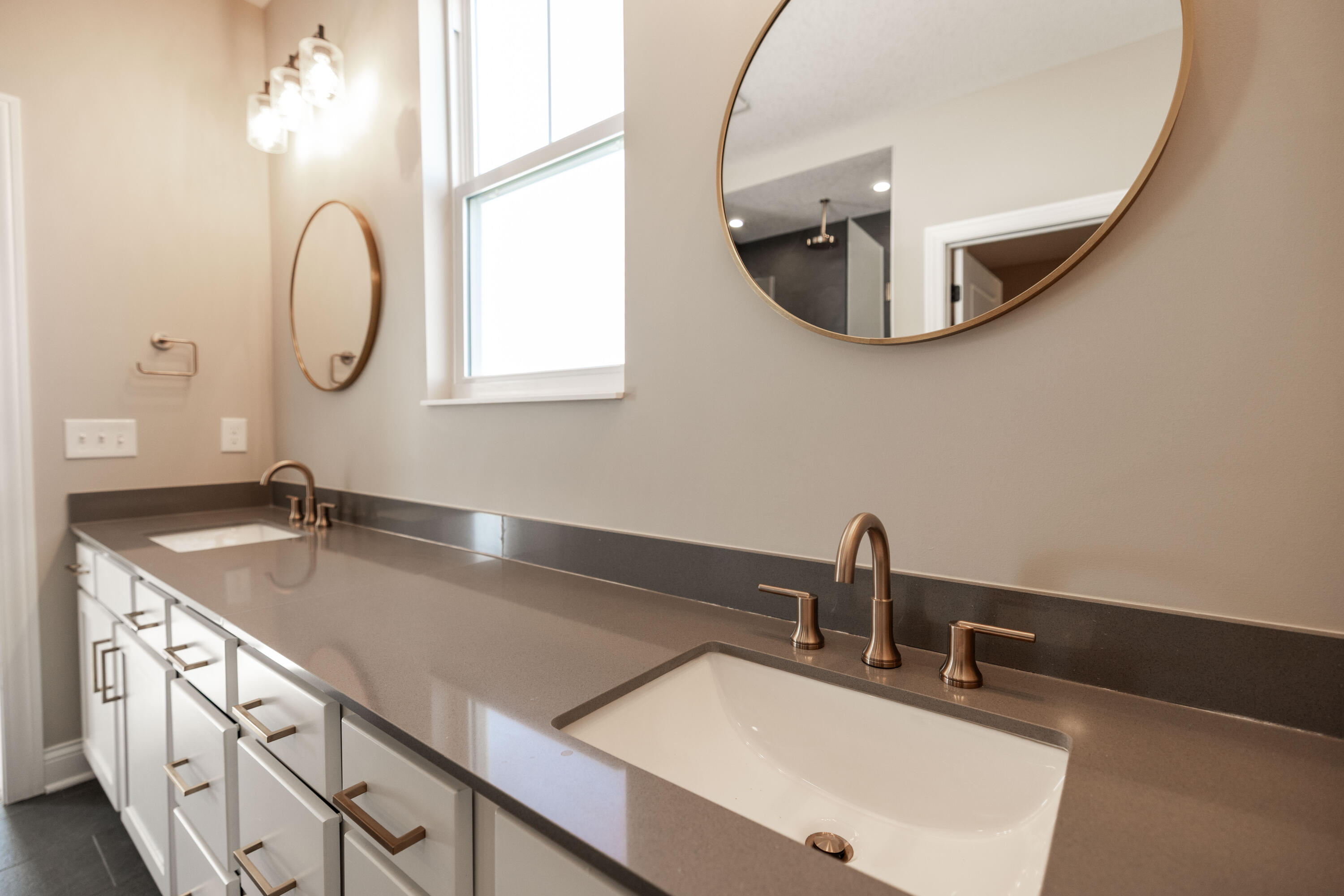 1507 Kingsgate Road, Springfield, Ohio 45502