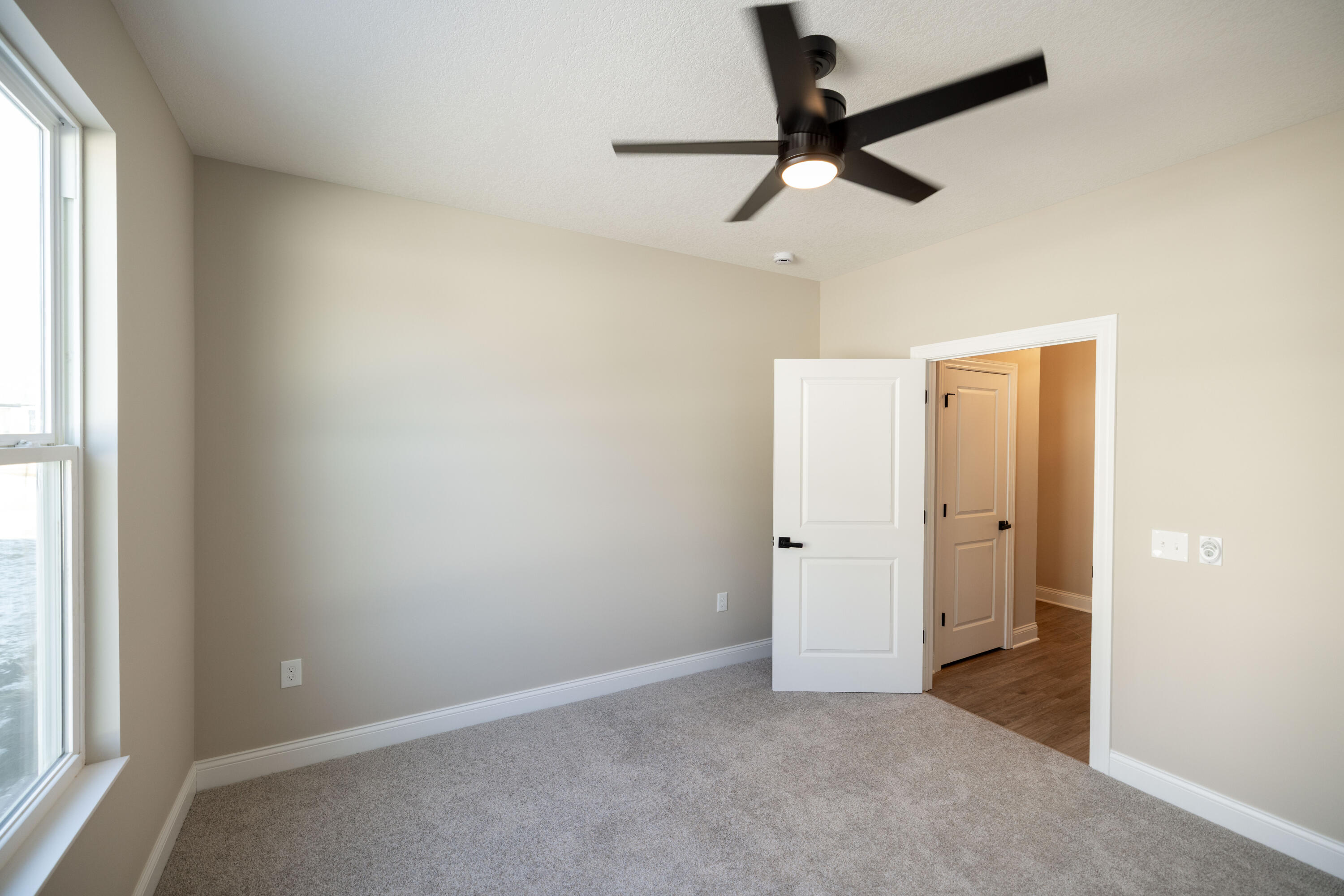 1507 Kingsgate Road, Springfield, Ohio 45502