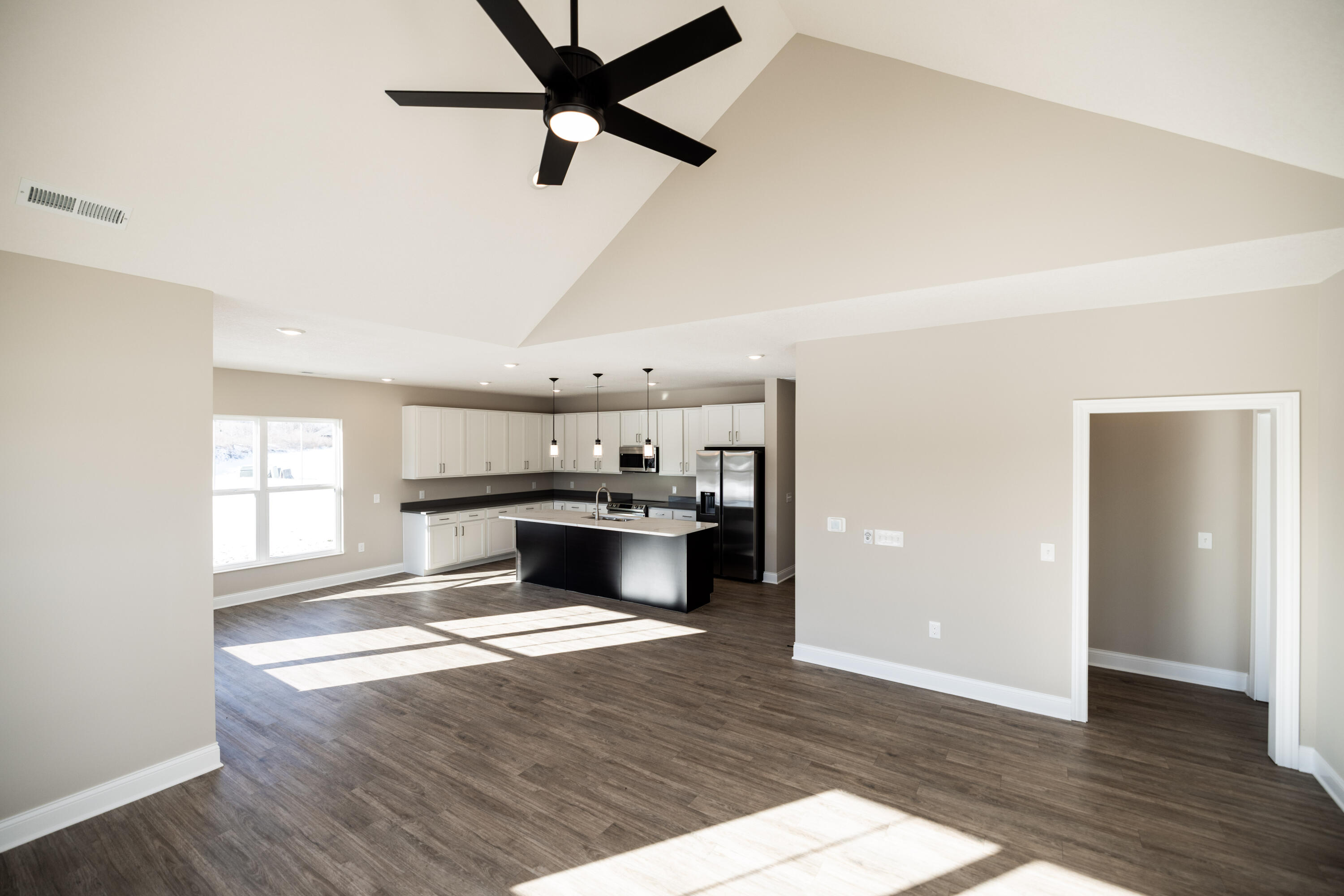 1509 Kingsgate Road, Springfield, Ohio 45502