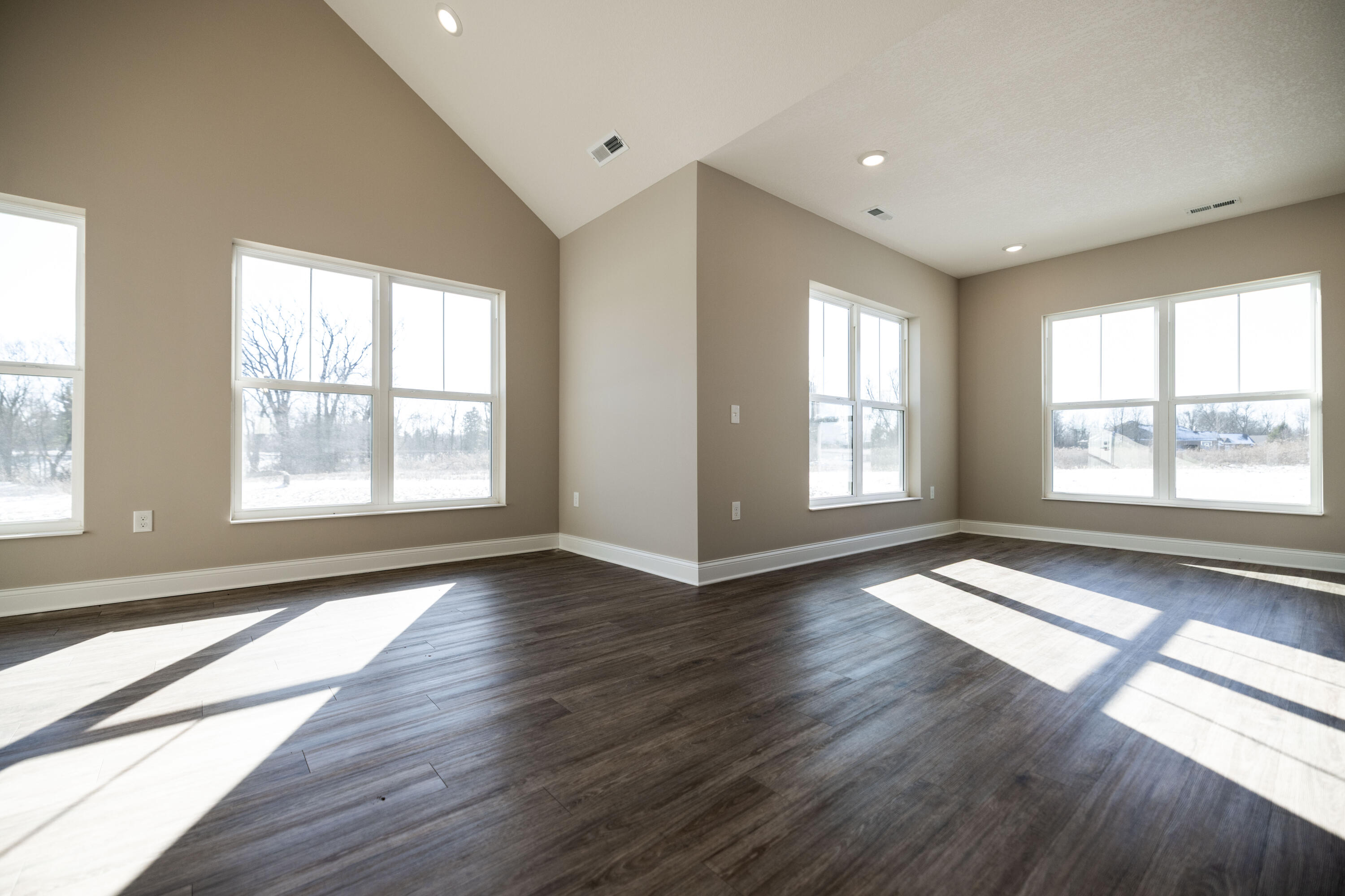 1509 Kingsgate Road, Springfield, Ohio 45502