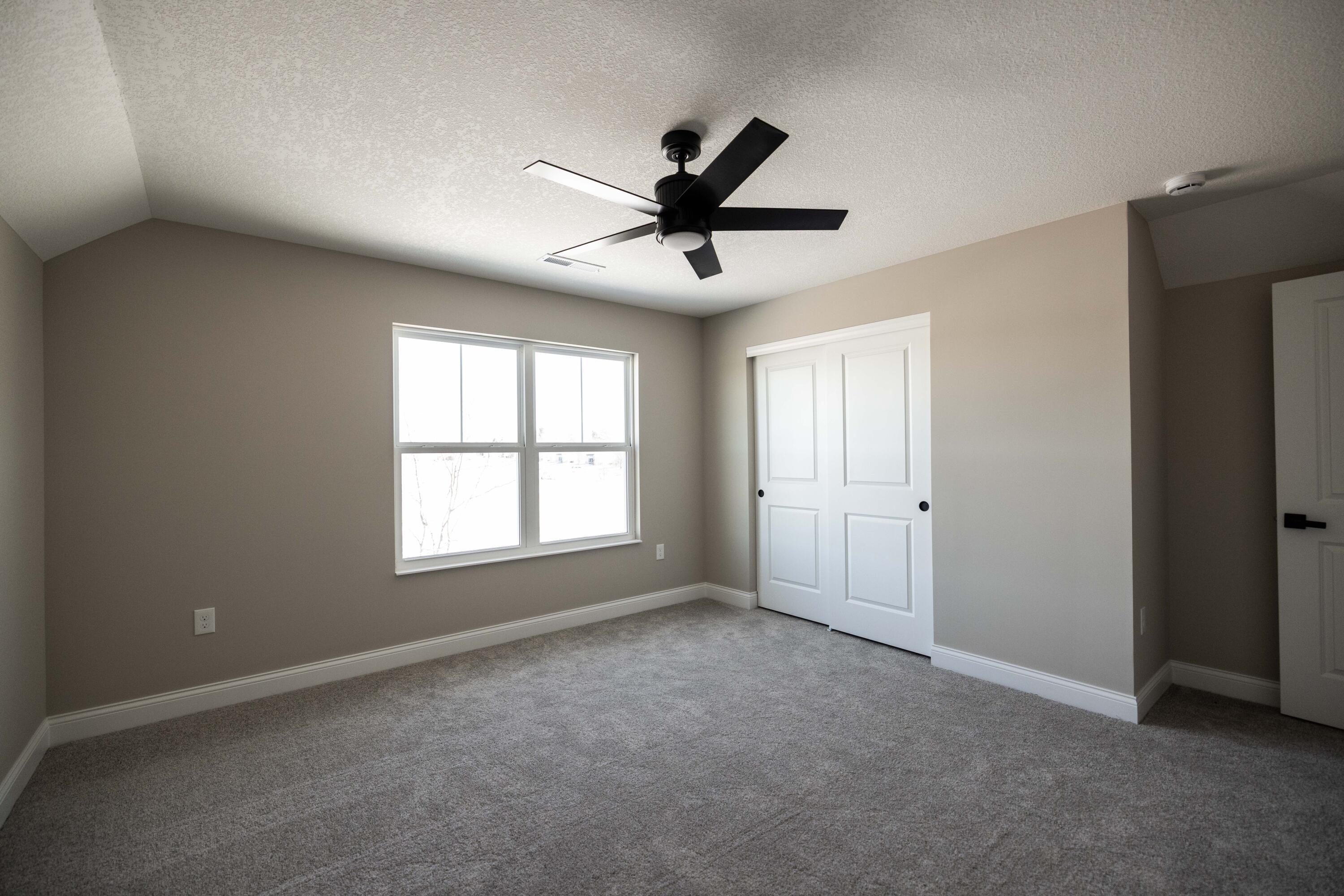 1509 Kingsgate Road, Springfield, Ohio 45502