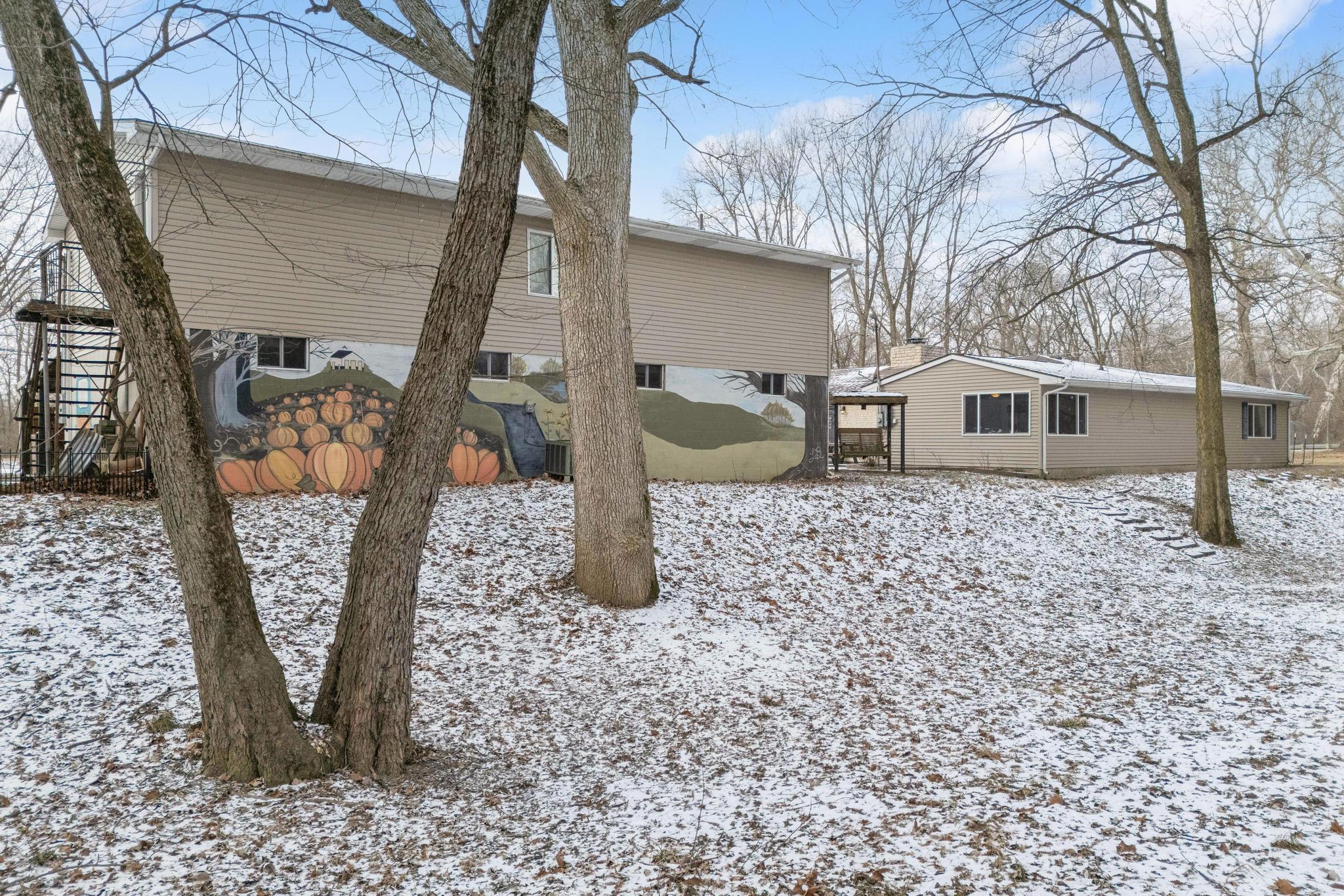 3183 Lower Valley Pike, Springfield, Ohio 45506