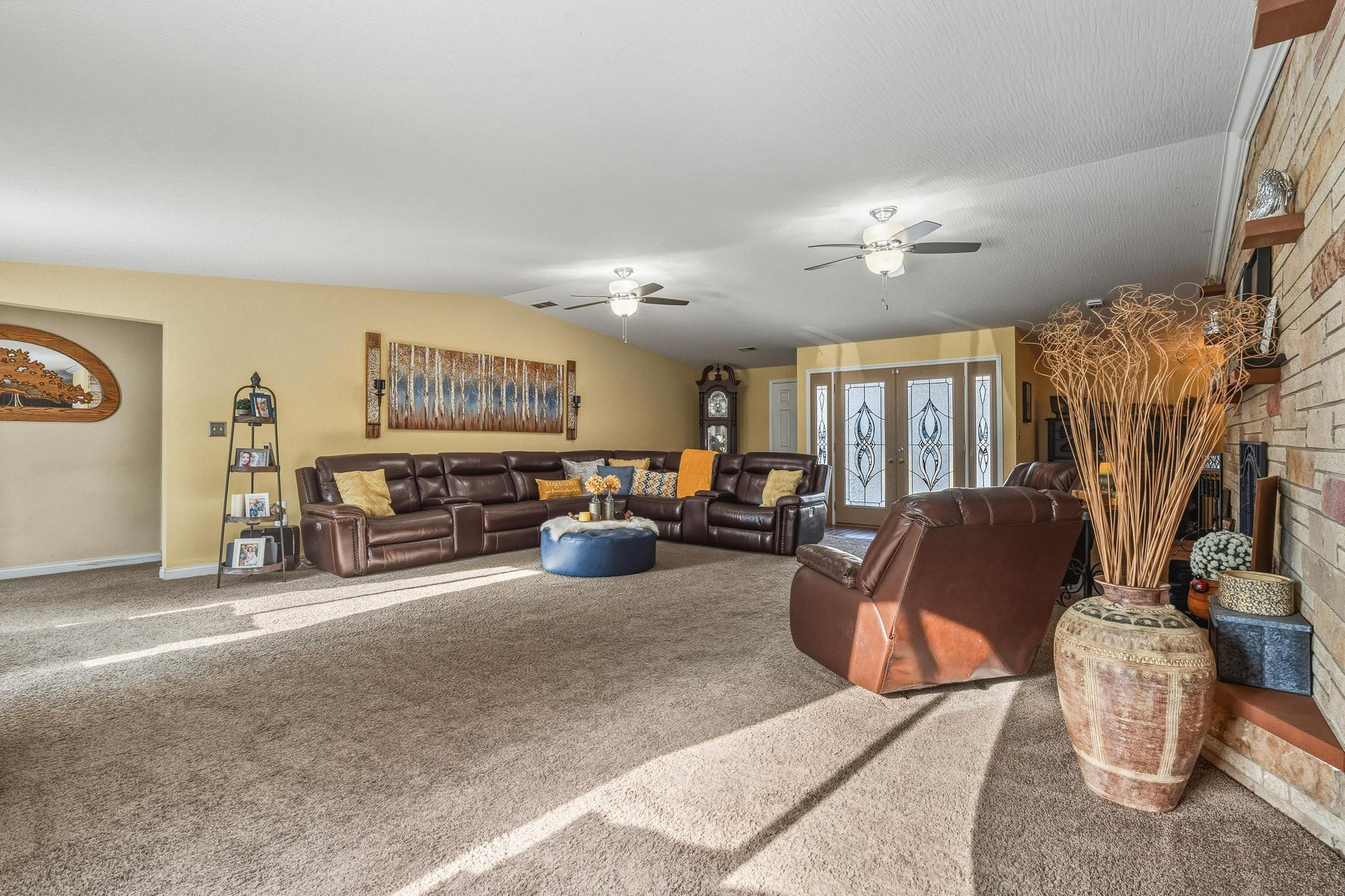 3183 Lower Valley Pike, Springfield, Ohio 45506