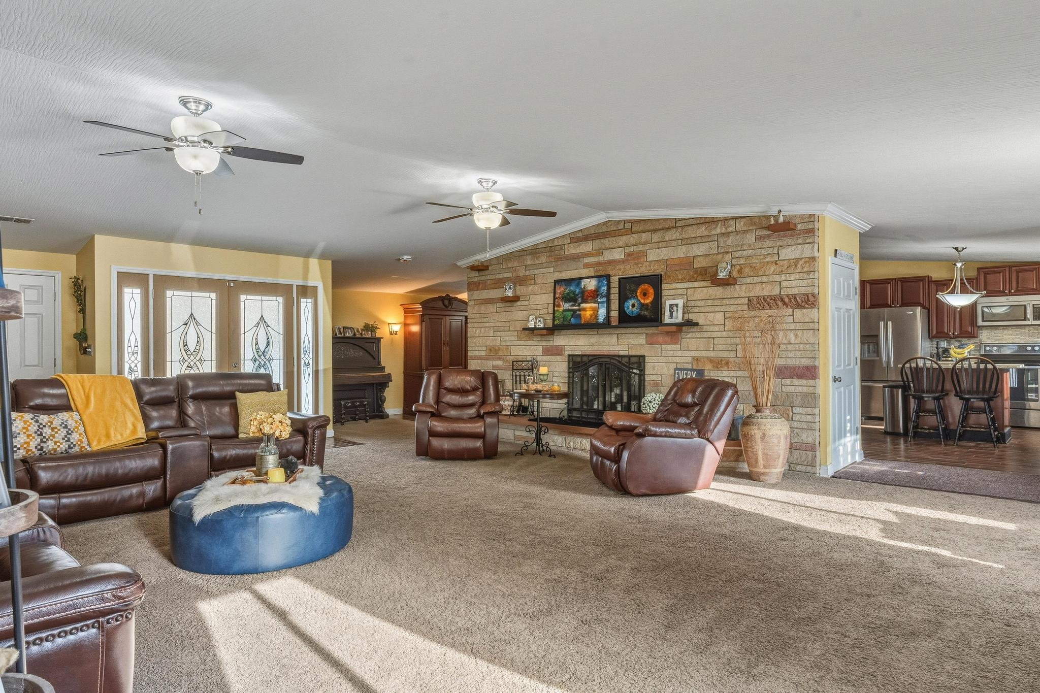 3183 Lower Valley Pike, Springfield, Ohio 45506