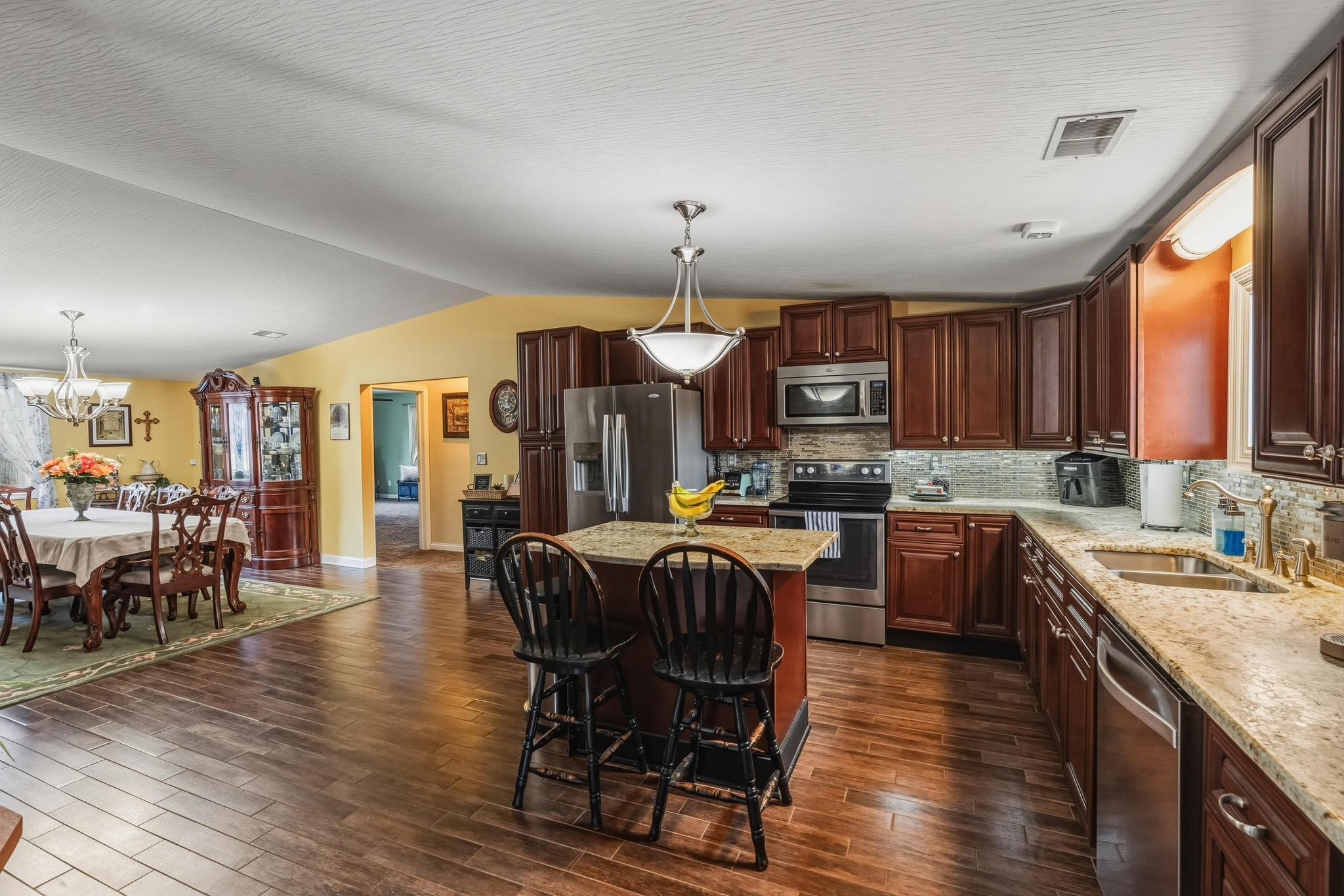 3183 Lower Valley Pike, Springfield, Ohio 45506