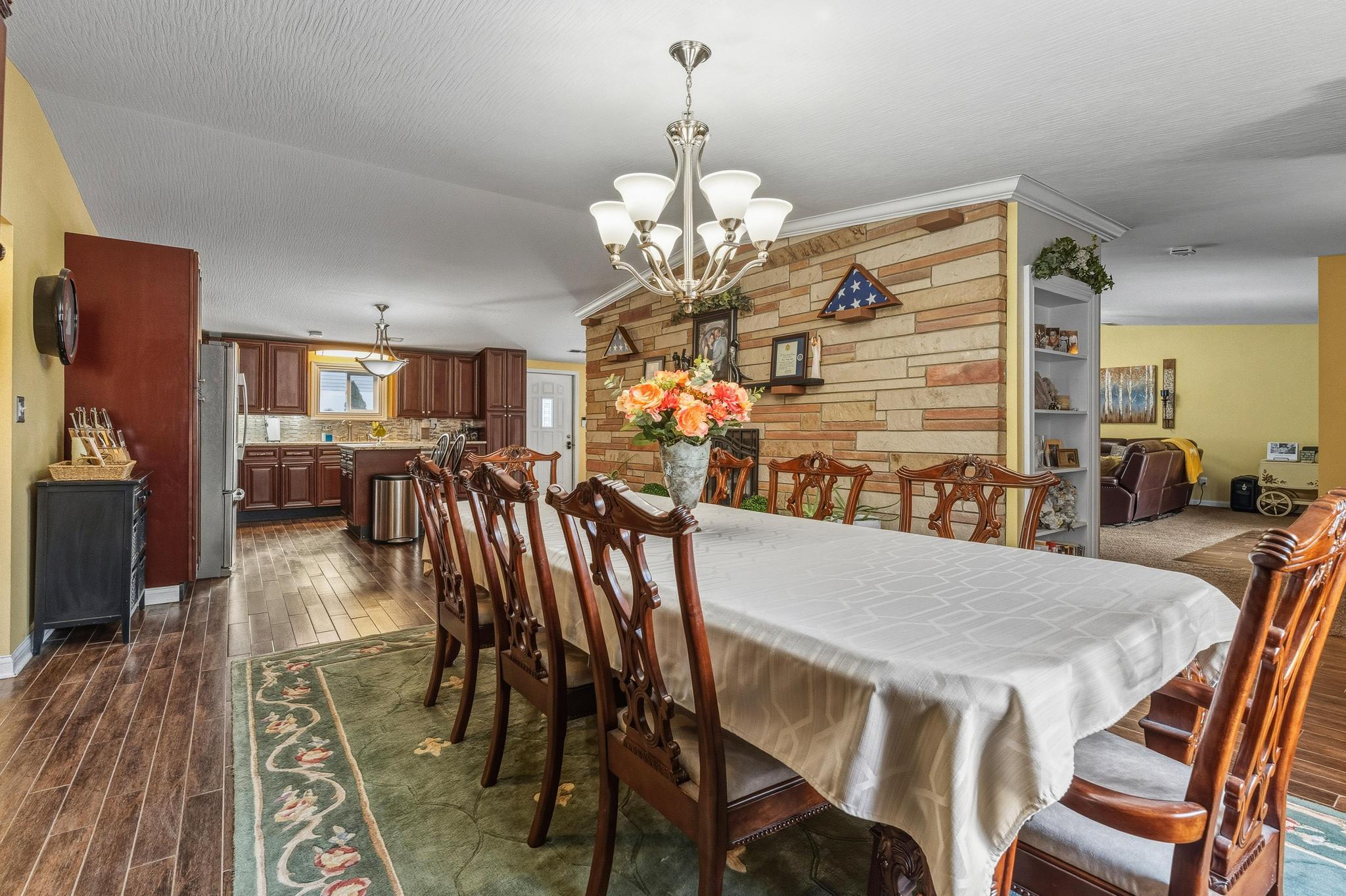 3183 Lower Valley Pike, Springfield, Ohio 45506