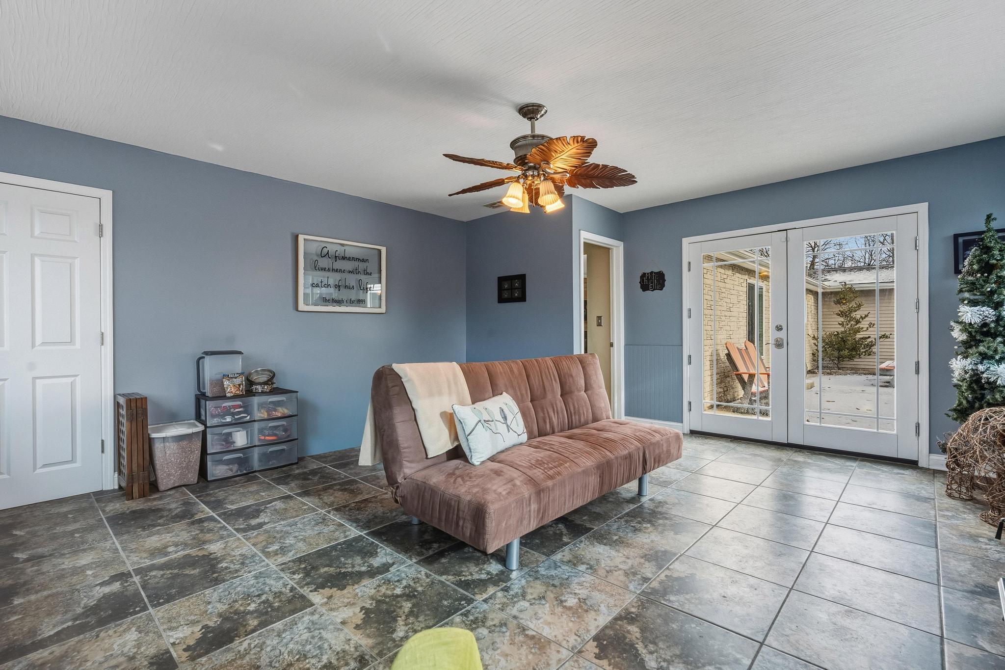 3183 Lower Valley Pike, Springfield, Ohio 45506