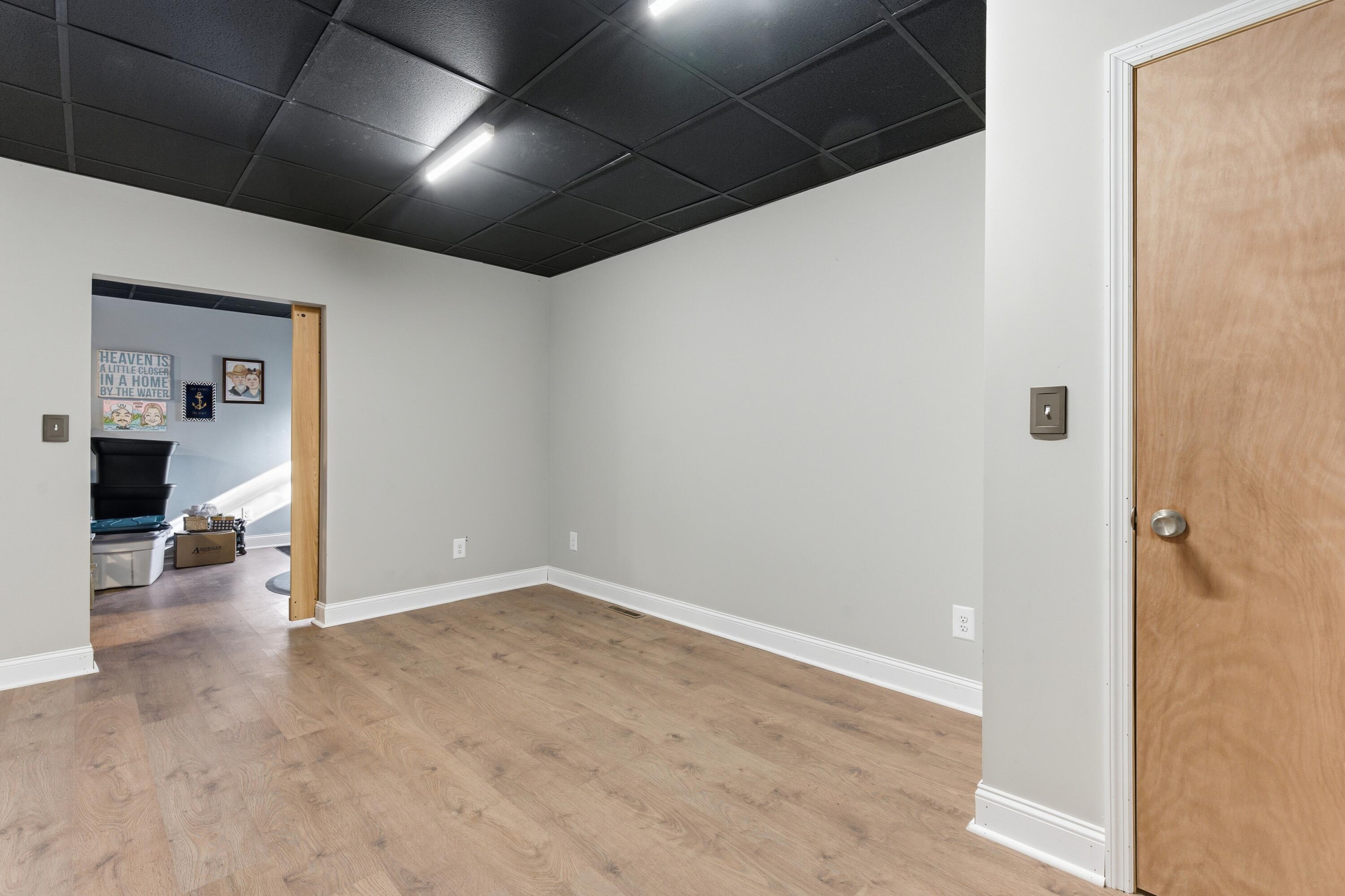 3183 Lower Valley Pike, Springfield, Ohio 45506